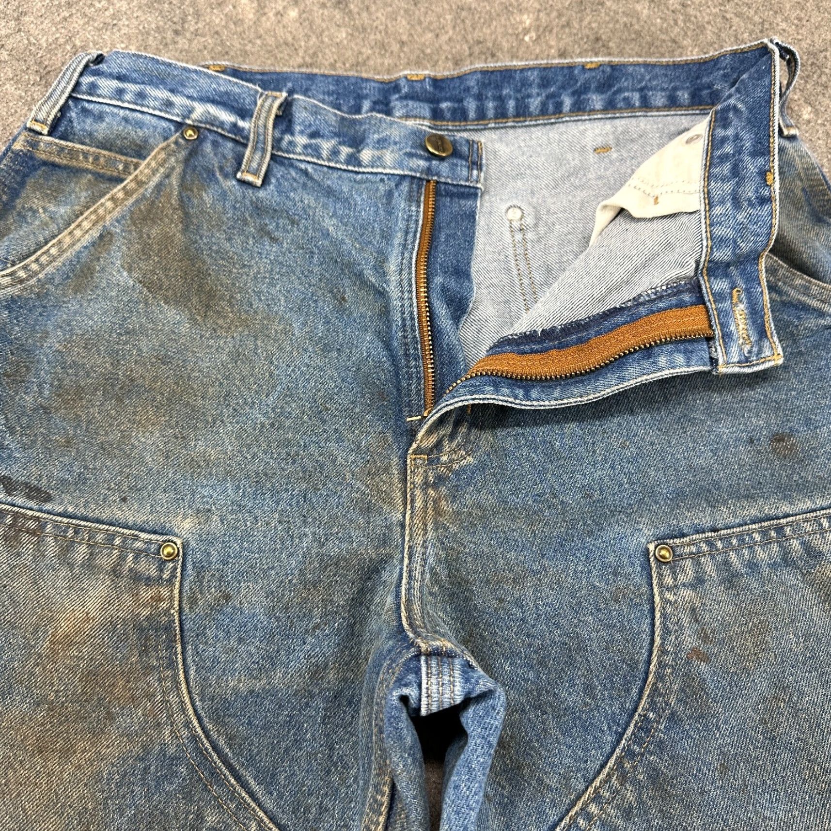 Carhartt VINTAGE Carhartt Jeans Mens 34x27 Blue Double Knee Loose Original Medium Wash B73 DST Shirt Size US 34 / EU 50 - 2 Thumbnail