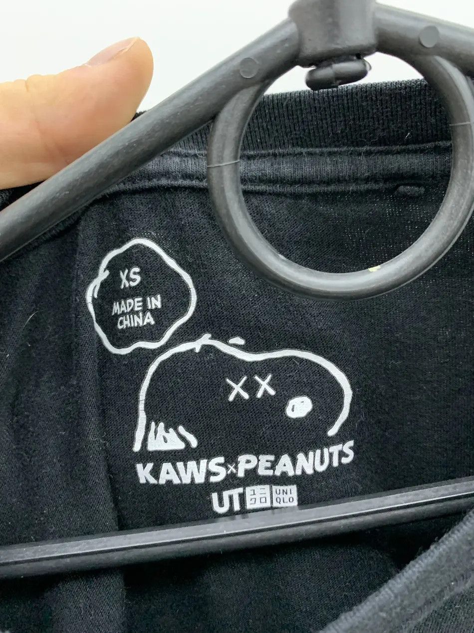 Kaws × Peanuts × Uniqlo Kaws X Uniqlo X Peanuts Single Pocket Tshirt Tee Size US XS / EU 42 / 0 - 3 Thumbnail