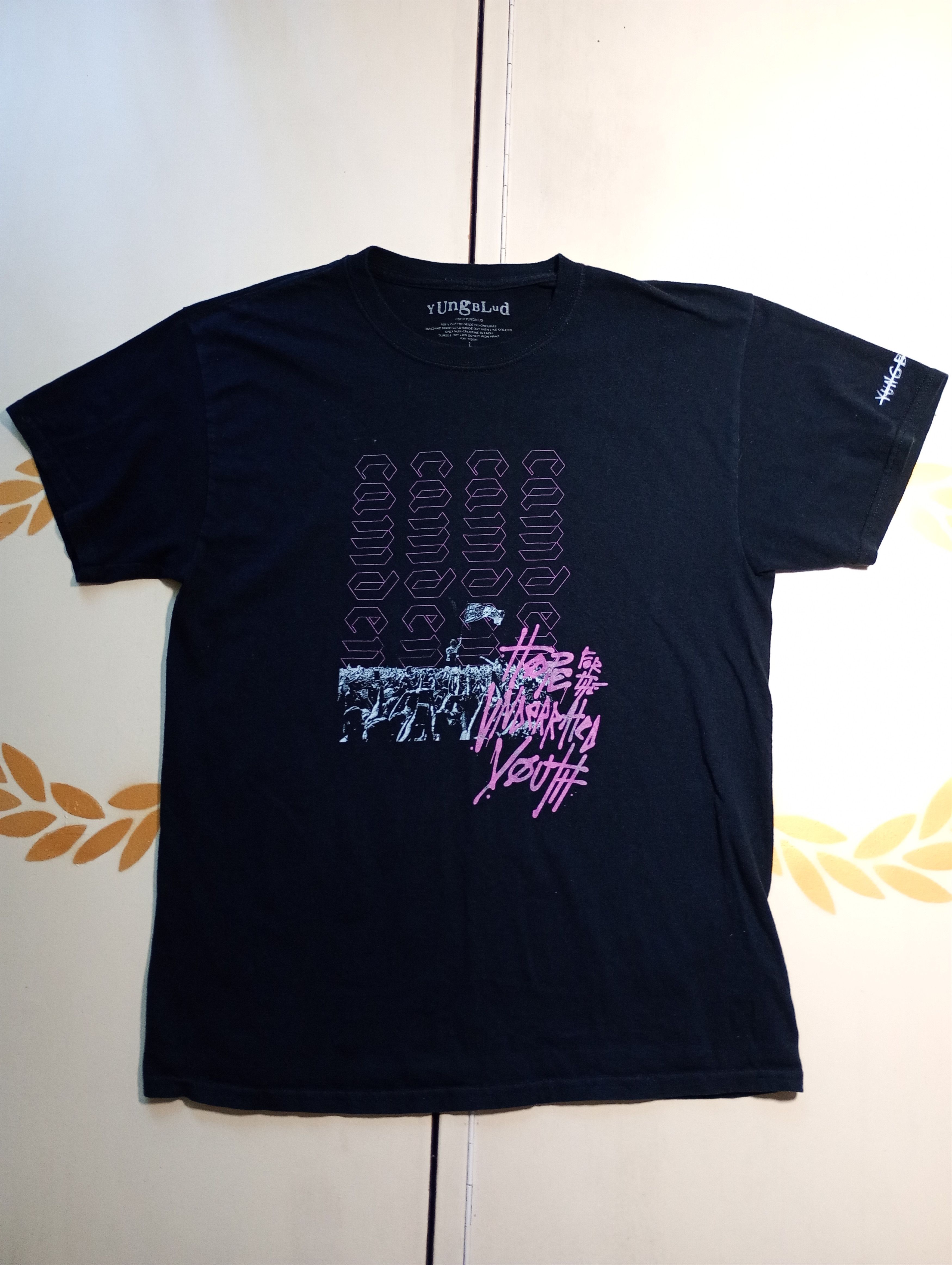 Band Tees Yungblud Hope For The Underrated Youth T-shirt 2019 Size US L / EU 52-54 / 3 - 1 Thumbnail