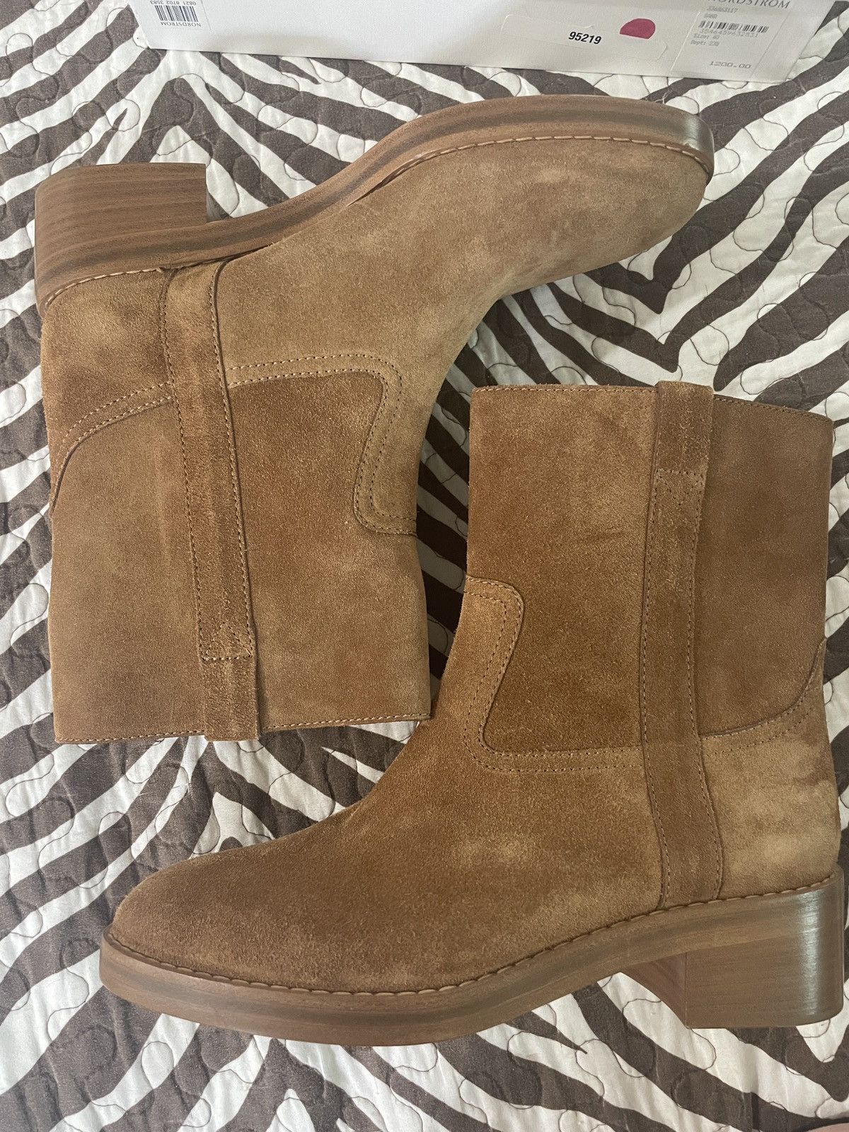 Celine Celine folco suede boots color sand size 40 Size US 9 / IT 39 - 4 Thumbnail