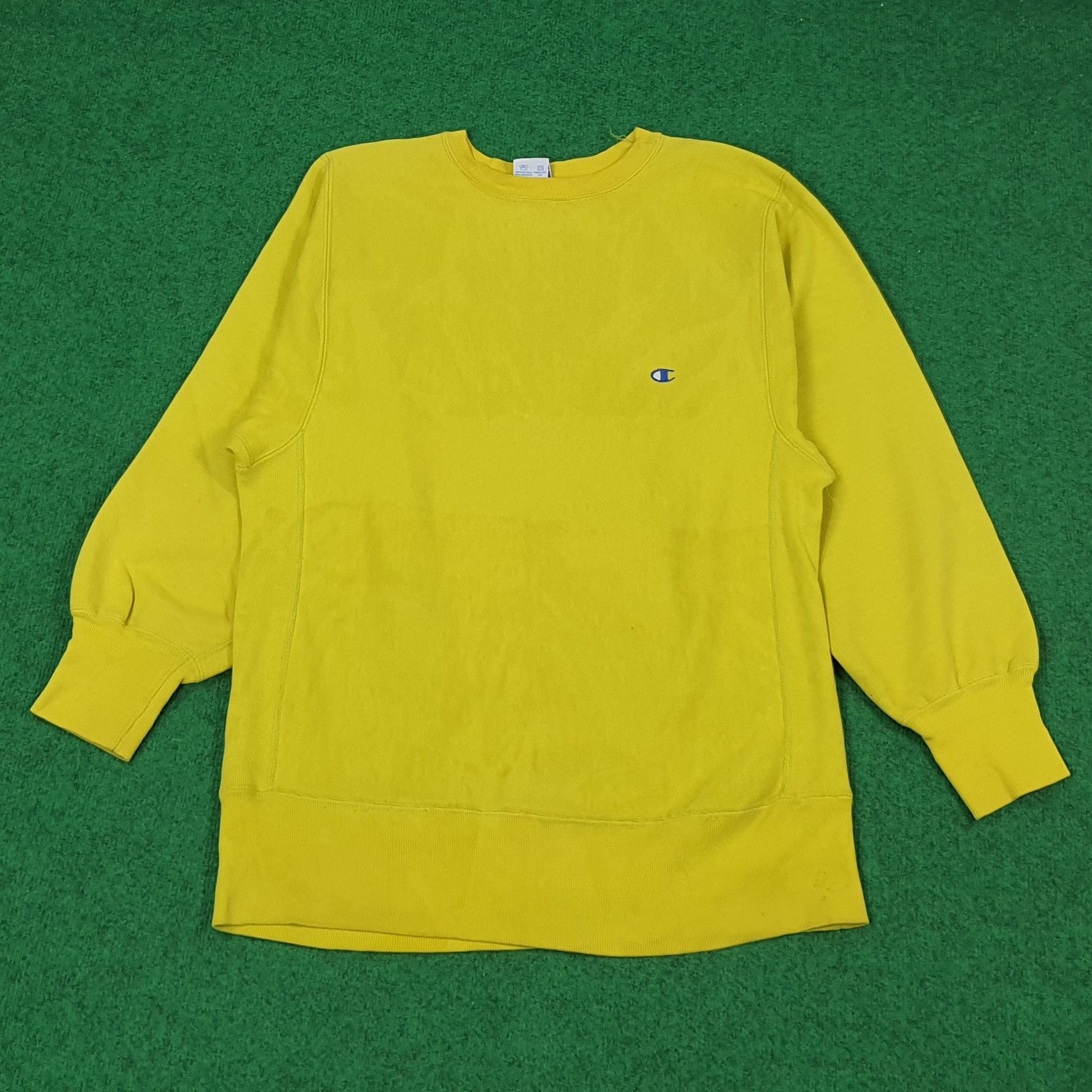 Champion × Vintage Vintage Champion Small Logo Sweatshirts C220N6 Size US S / EU 44-46 / 1 - 1 Thumbnail
