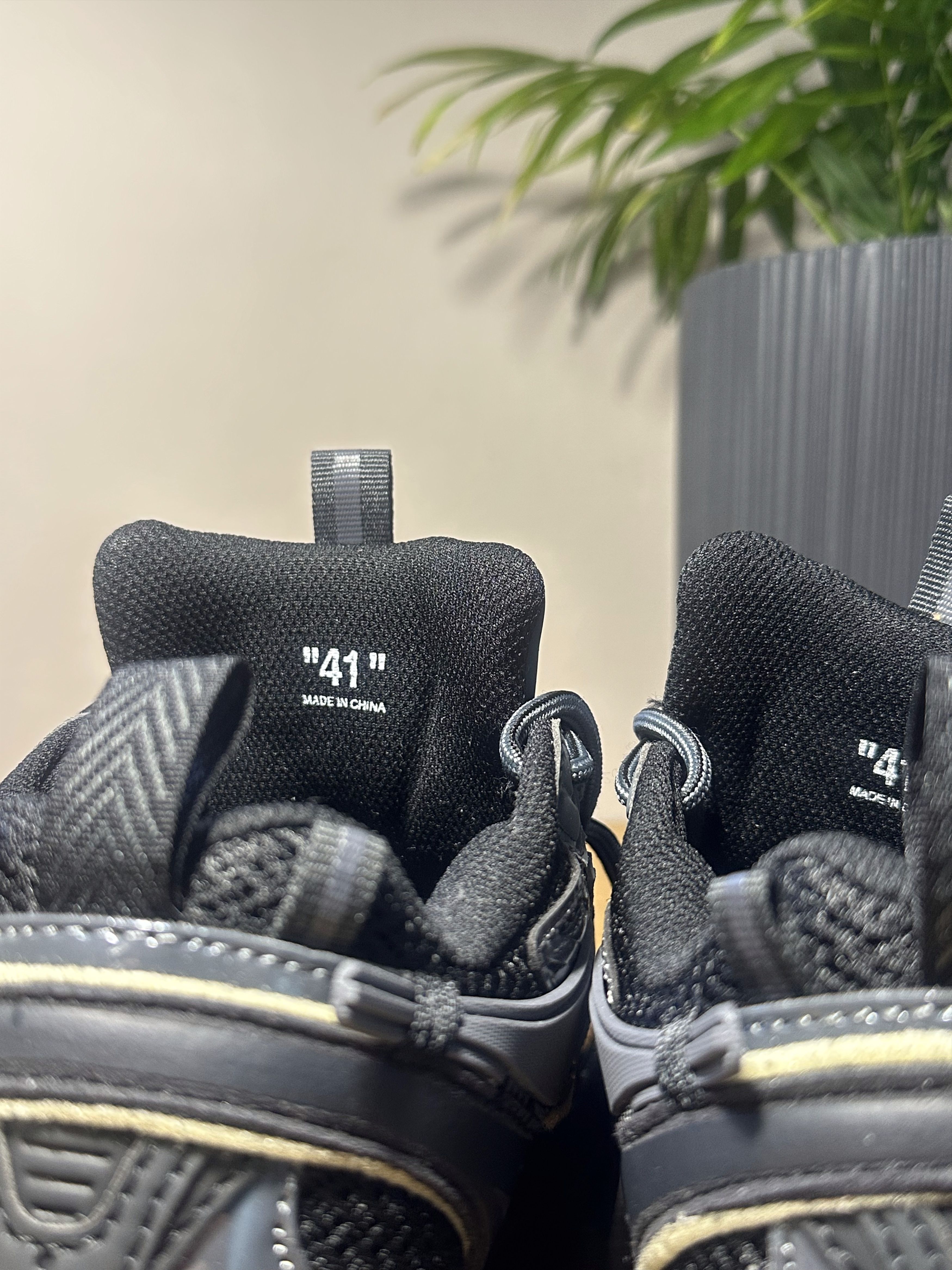Off-White Be Right Back *Black* Size US 8 / EU 41 - 5 Thumbnail