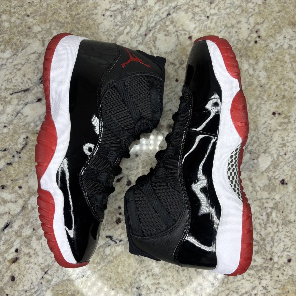 Jordan Brand Size 9 -Jordan 11 Retro Bred (2019) Lightly Used W/Box Size US 9 / EU 42 - 22 Thumbnail