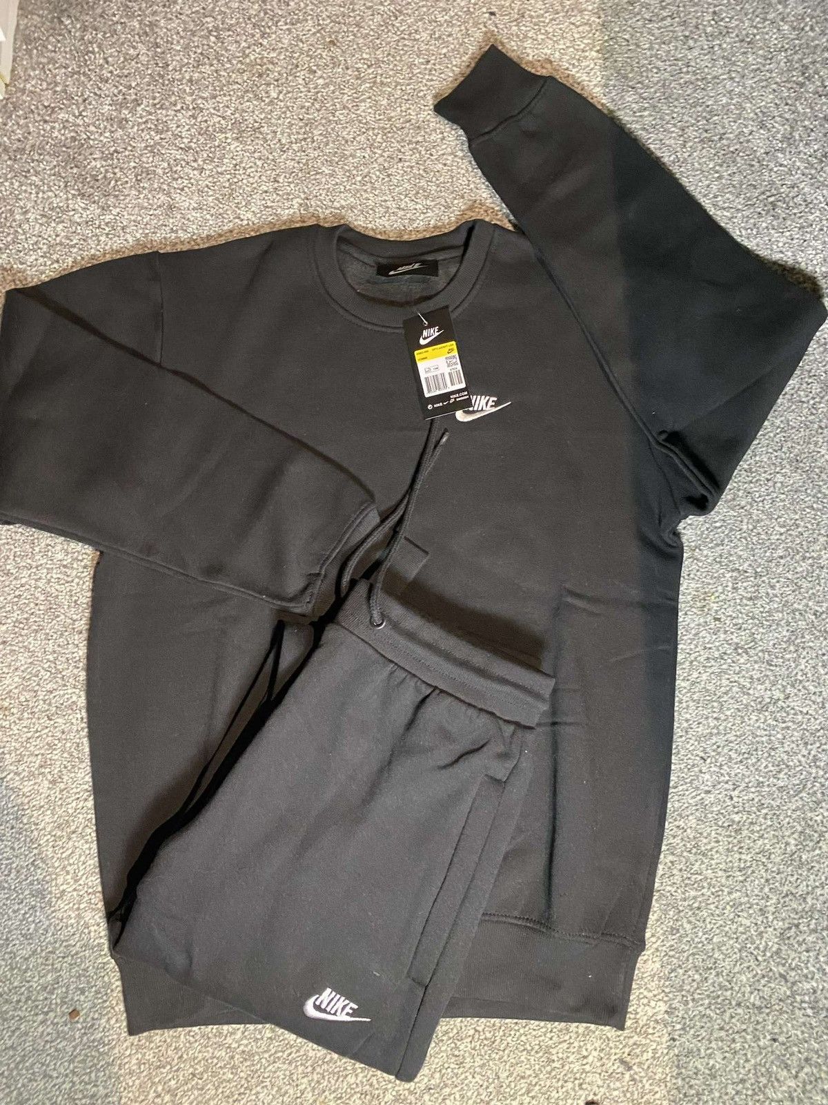 Nike Black Nike Crewneck Tracksuit Size US L / EU 52-54 / 3 - 1 Thumbnail