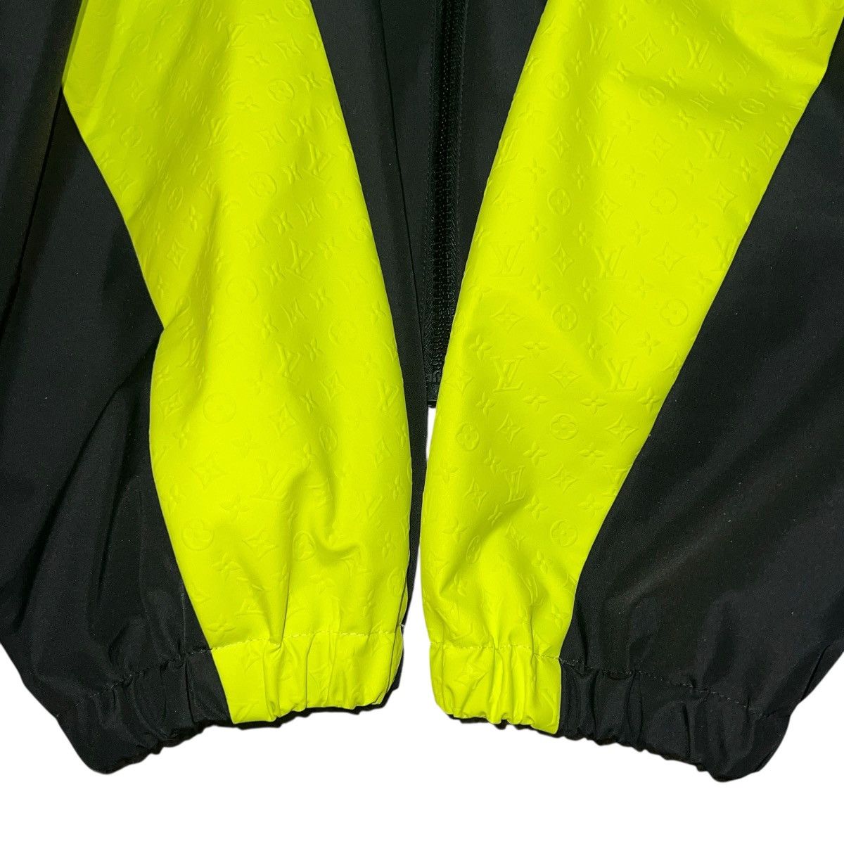 Louis Vuitton LOUIS VUITTON 2023AW Graphic Layered Monogram Nylon Jacket Size US L / EU 52-54 / 3 - 3 Thumbnail