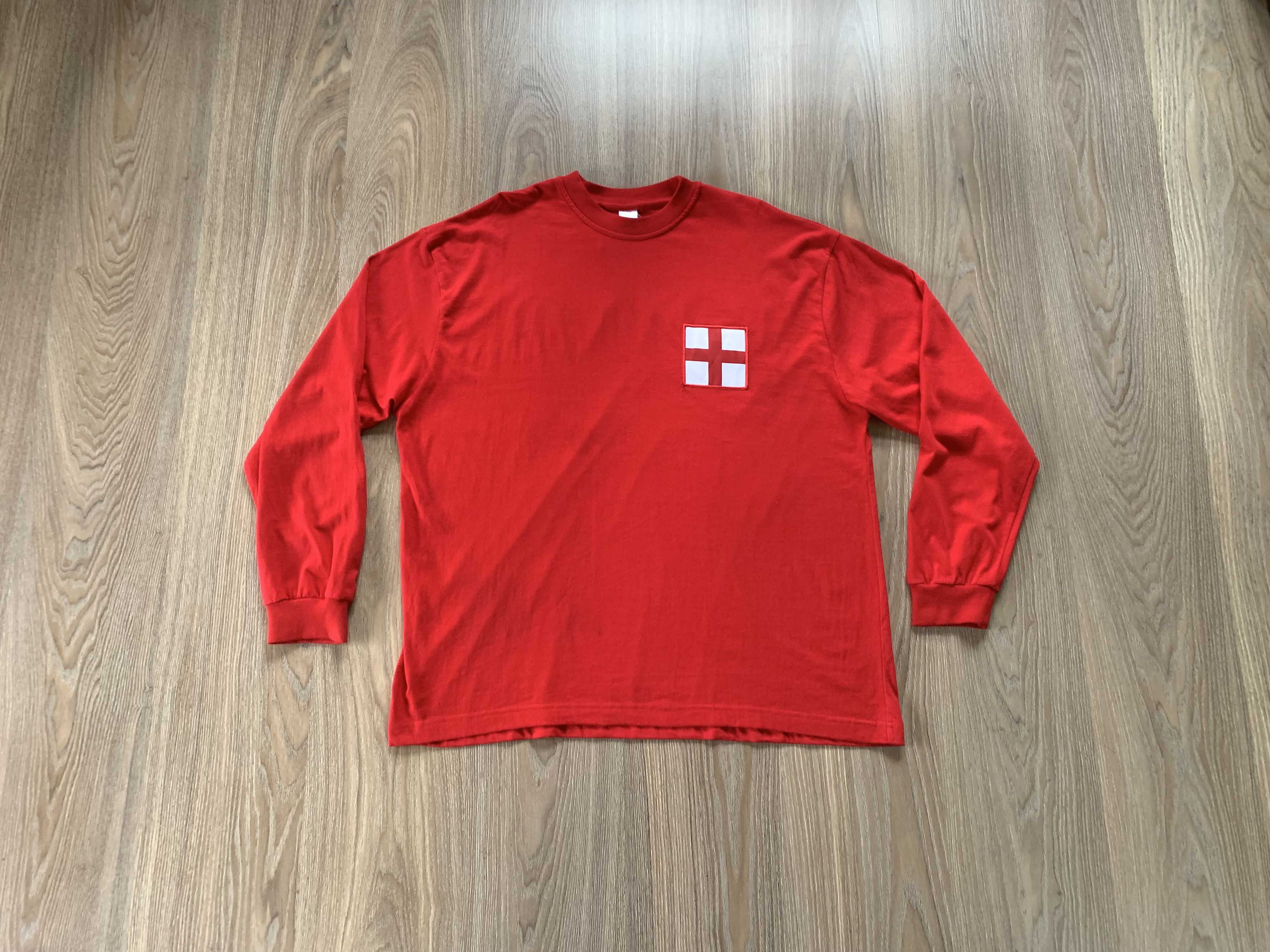 Vintage Vintage England National Team 2003 Red Long Sleeve Size US XL / EU 56 / 4 - 1 Thumbnail
