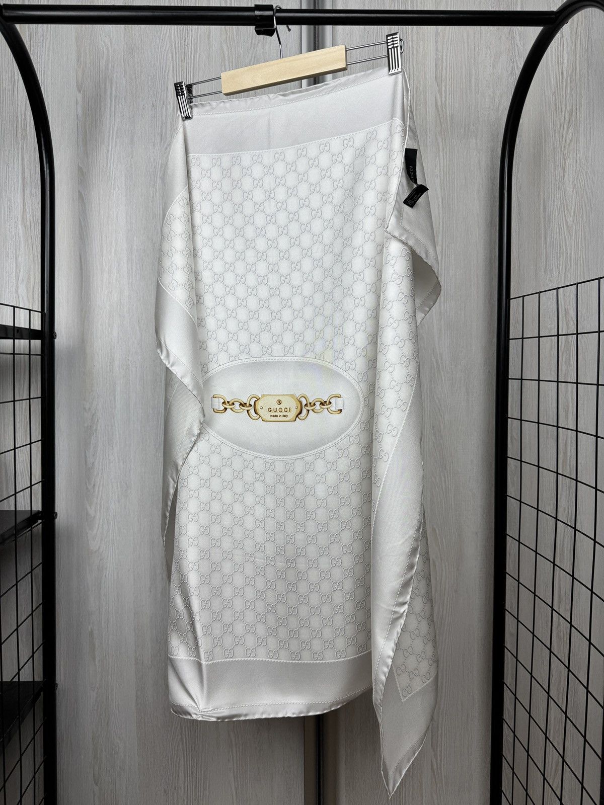 Gucci Gucci Monogram Chain big silk neck scarf Size ONE SIZE - 1 Thumbnail