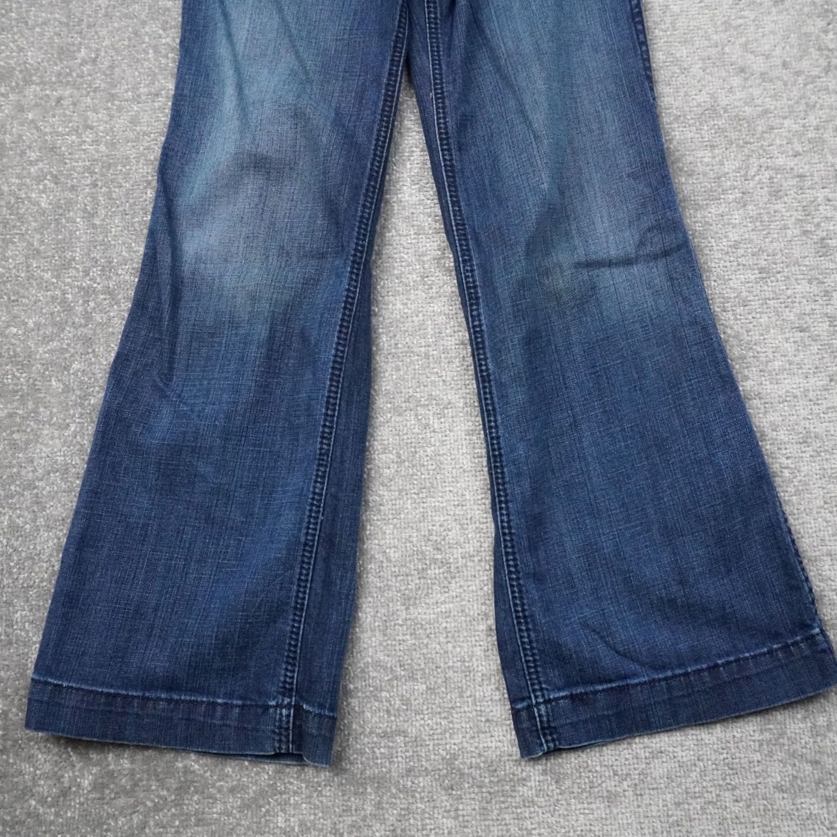 Ariat Ariat Womens Jeans 30x31 Dark Wash Blue Denim Mid Rise Flare Trouser Y2K Size 30" / US 8 / IT 44 - 6 Thumbnail