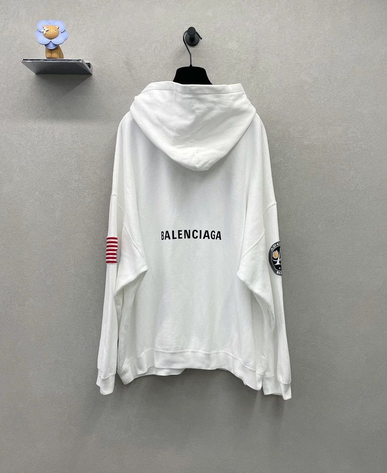 Balenciaga Balenciaga White sweater Size US XS / EU 42 / 0 - 2 Thumbnail