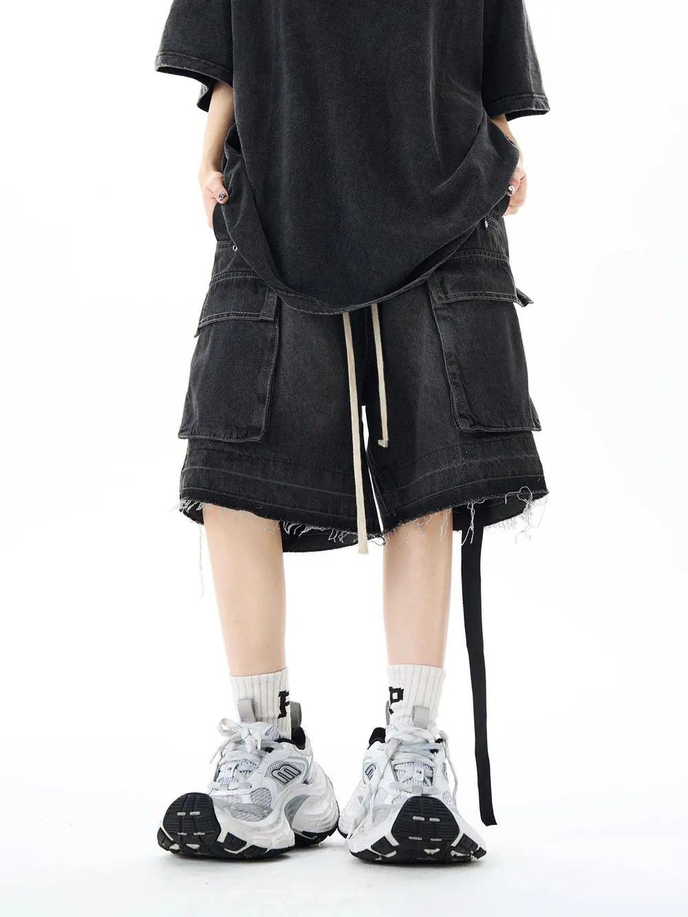 Japanese Brand × Jean Black Bleached Cargo Shorts Size US 34 / EU 50 - 5 Thumbnail