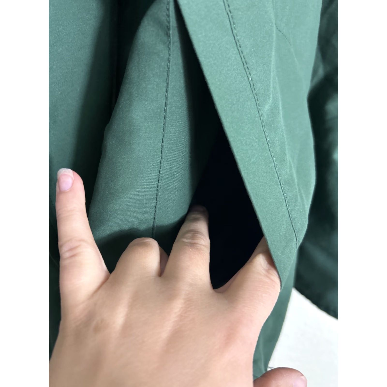Vintage Duluth Windbreaker Jacket Mens Green XL Pullover Wind-Resistant Water Resistant All Seasons Logo Casual Golf 90s Outdoor Size US XL / EU 56 / 4 - 6 Thumbnail