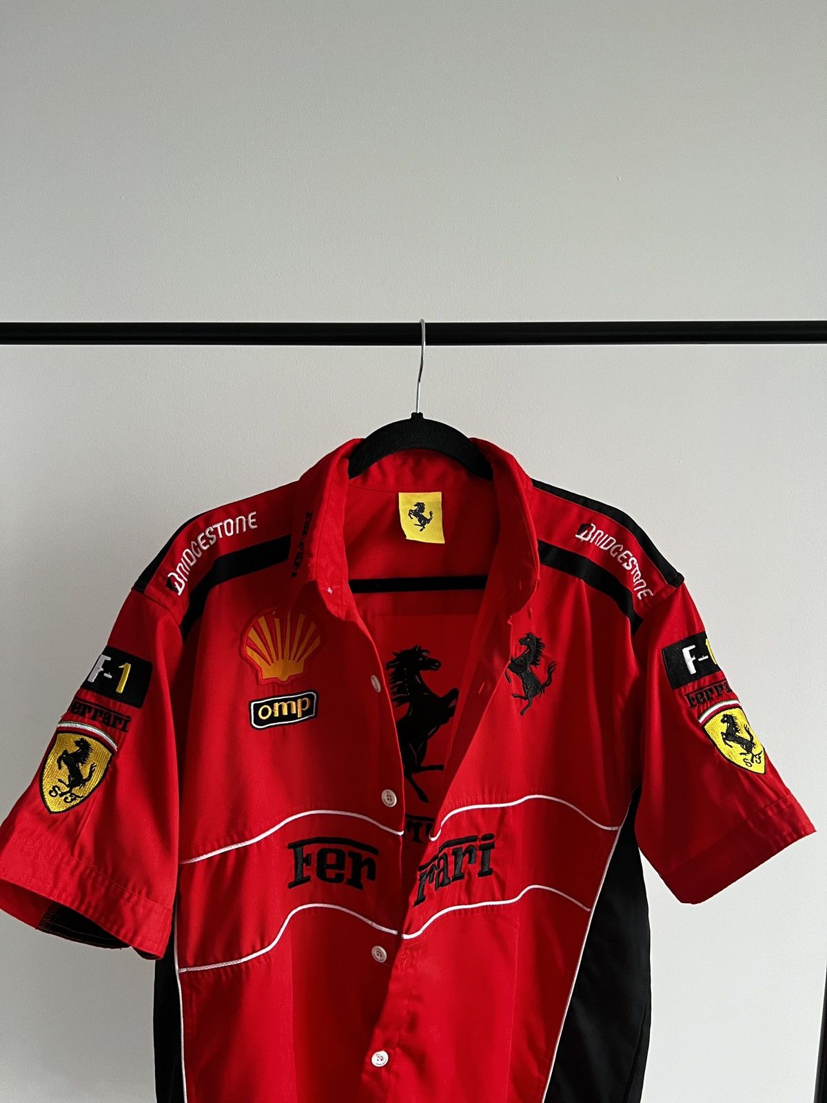 Ferrari Vintage Ferrari 1996 Scuderia F1 Racing Retro Button Shirt Size US XL / EU 56 / 4 - 10 Thumbnail
