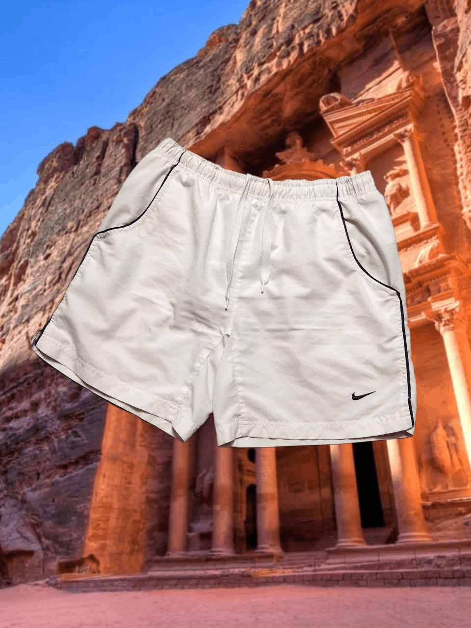 Nike Vintage NIKE logo white shorts crazy Y2K streetwear Size US 32 / EU 48 - 1 Thumbnail