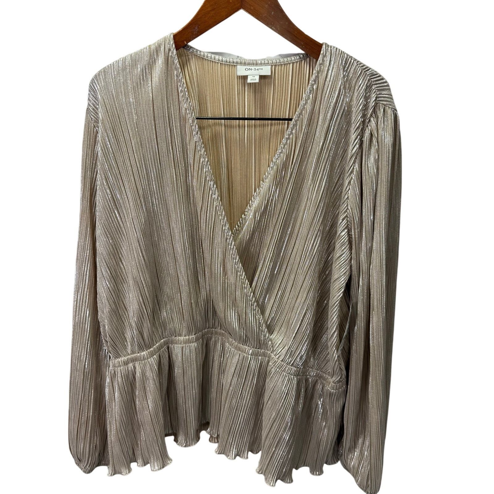 Macys Macy's On 34th Plus Blouse Top sz 1X Gold Slinky NEW #G582 Size XL / US 12-14 / IT 48-50 - 3 Thumbnail