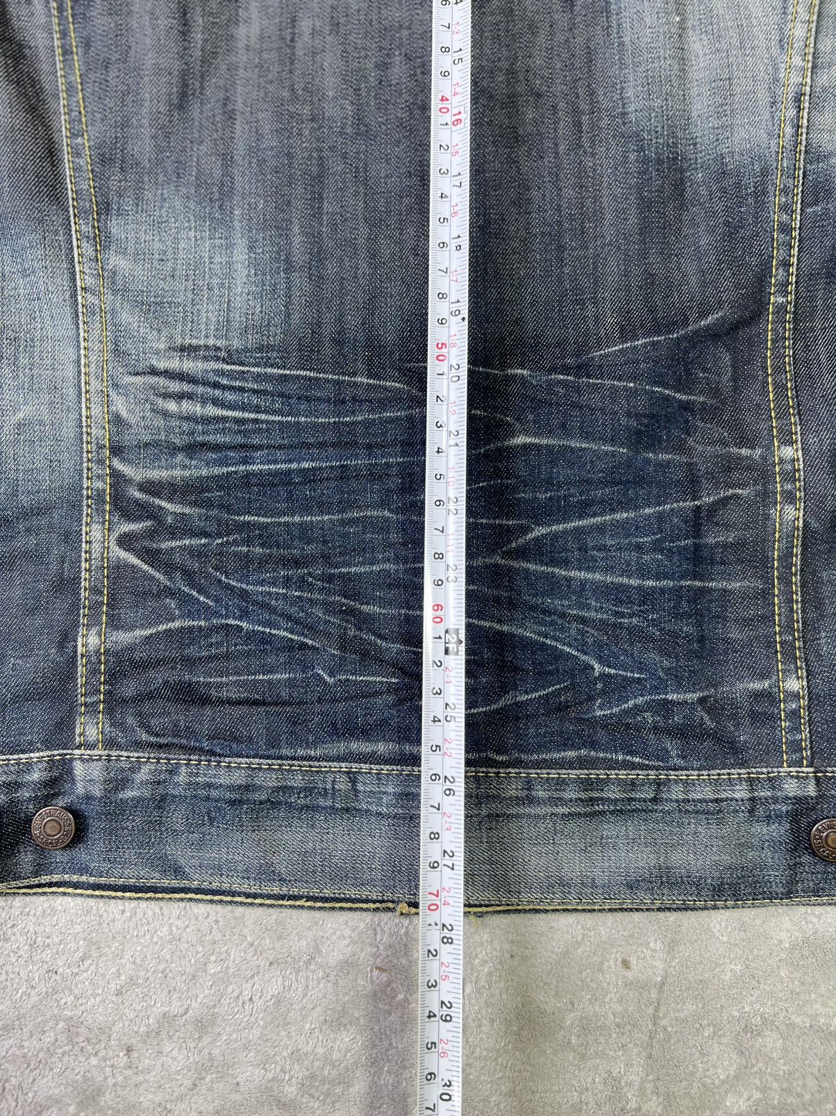 Levi's Vintage Clothing Vintage Y2K Levi’s 70500 Denim Trucker Jacket XL Distressed Size US XL / EU 56 / 4 - 13 Thumbnail