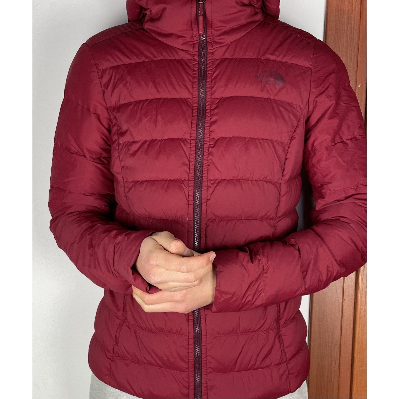 The North Face The North Face Women's Burgundy Full Zip Puffer Jacket Small Size S / US 4 / IT 40 - 2 Thumbnail
