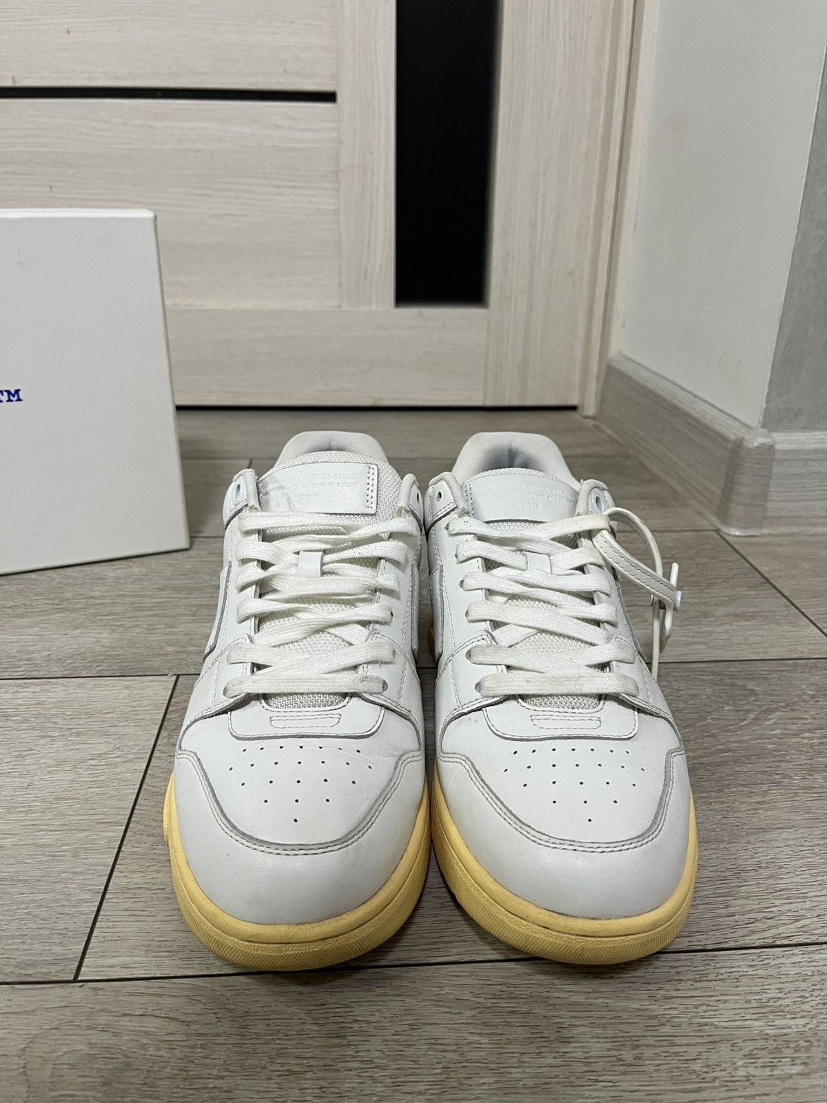 Off-White Off-White Out Off Office Size US 9 / EU 42 - 3 Thumbnail