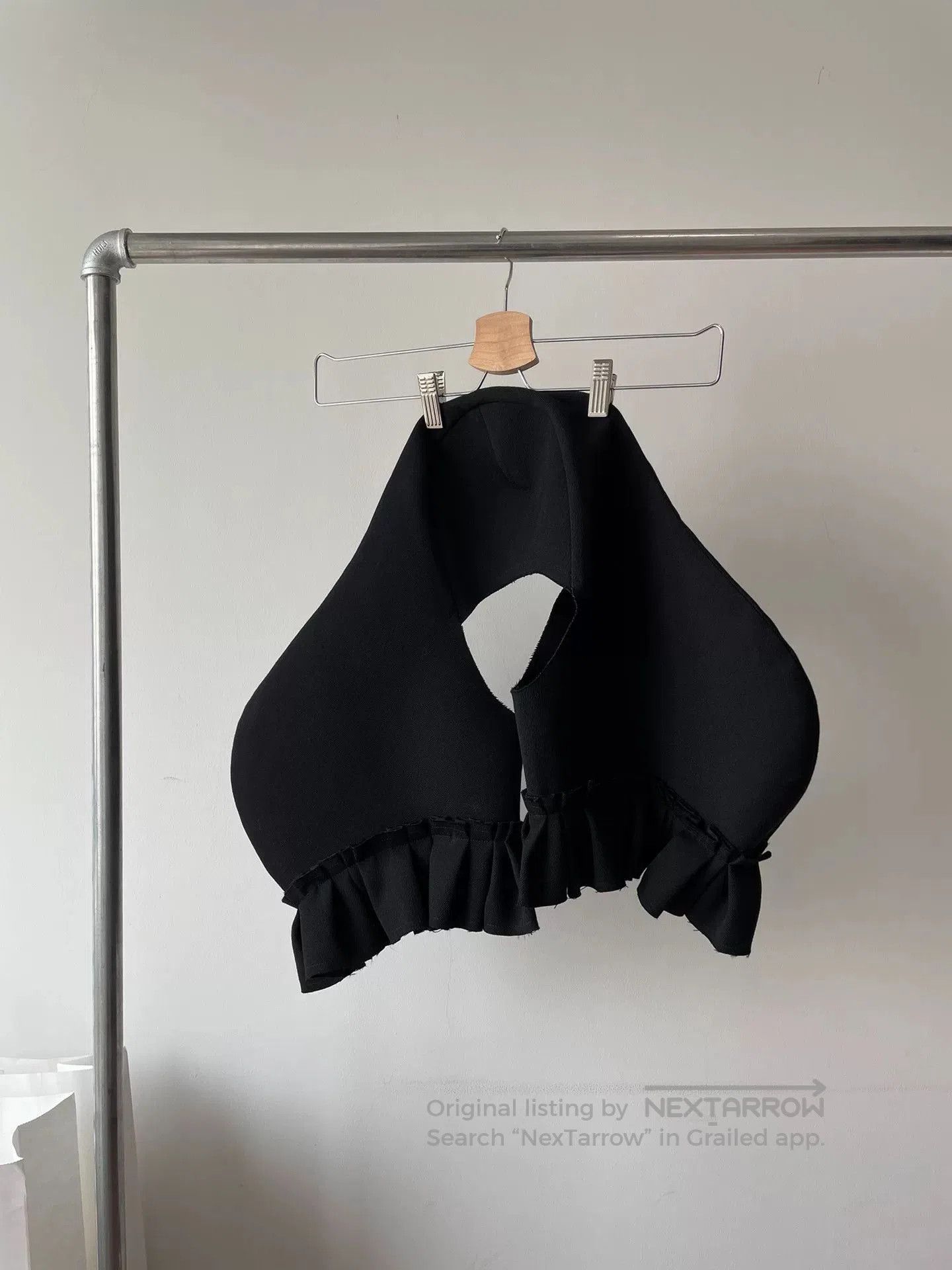 CDG by Comme des Garcons Comme des Garçons Runway Headpiece. Size ONE SIZE - 2 Thumbnail