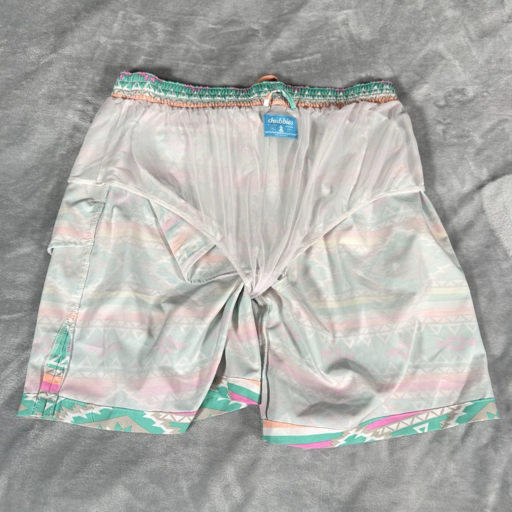 Chubbies Chubbies Swim Shorts Mens XL 7” Geometric Beach Multicolor Pattern Webbing Drawstring Lined Size US 36 / EU 52 - 6 Thumbnail