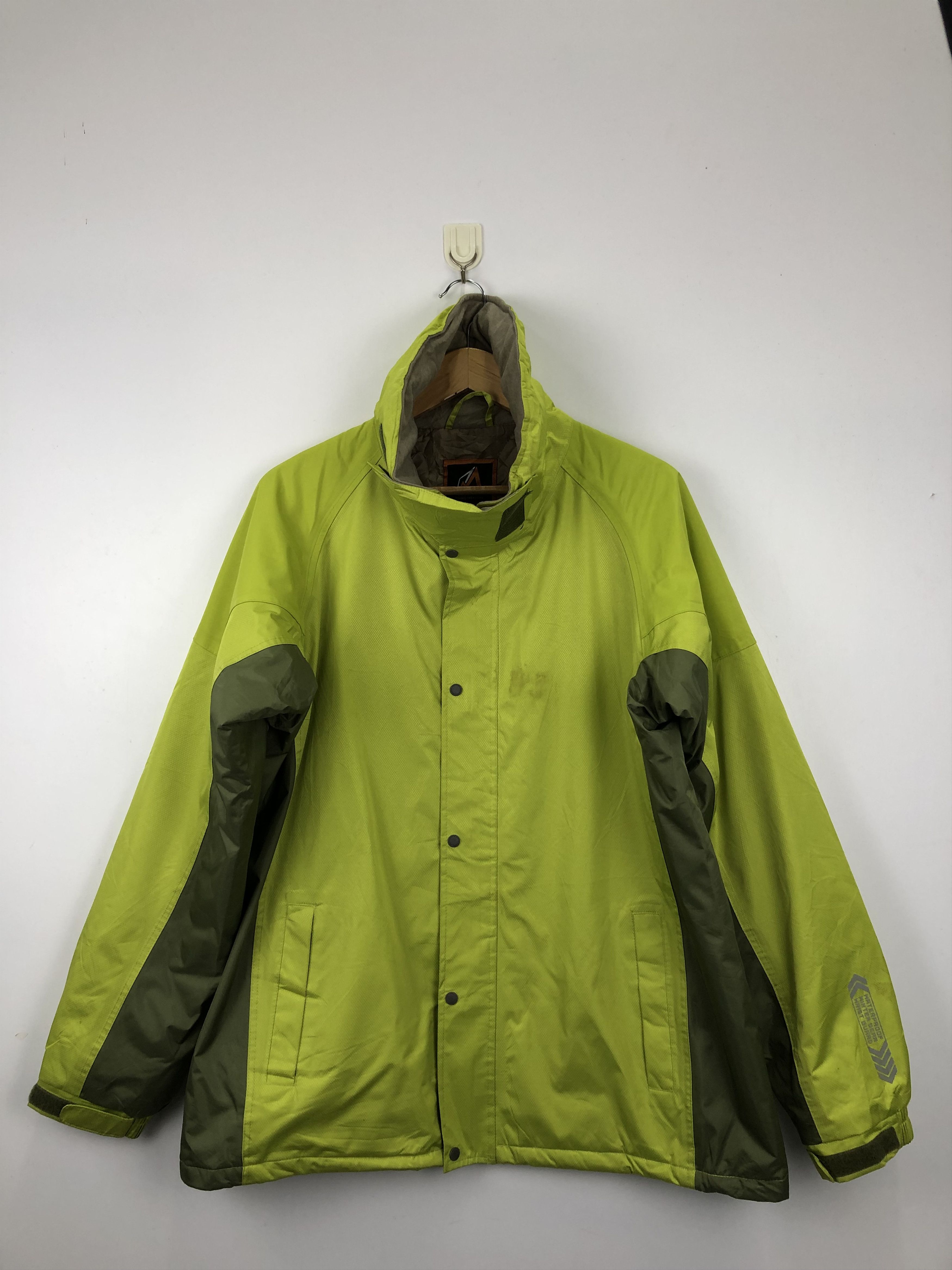 image of Vintage Waterproof Zipper Light Jacket in Green, Men's (Size XL)