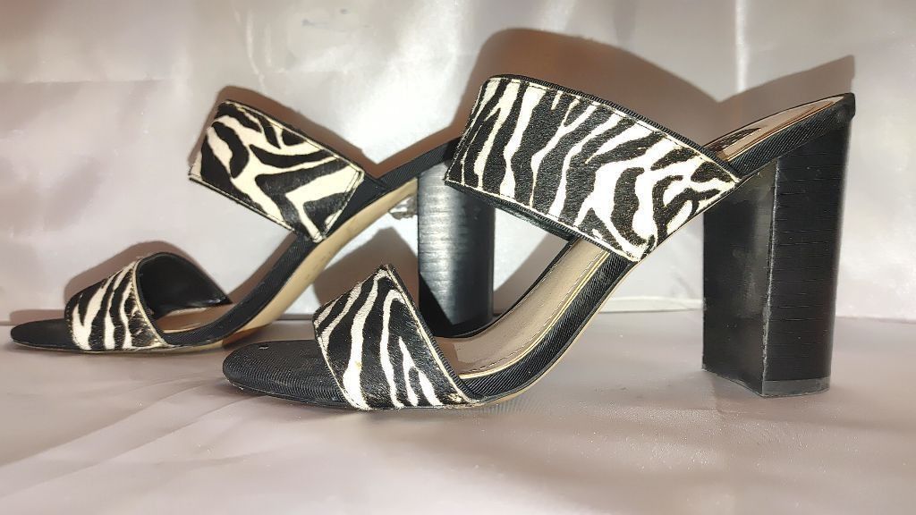 White House Black Market White House Black Market Cecilia Slides Size 8.5M Size US 8.5 / IT 38.5 - 4 Thumbnail