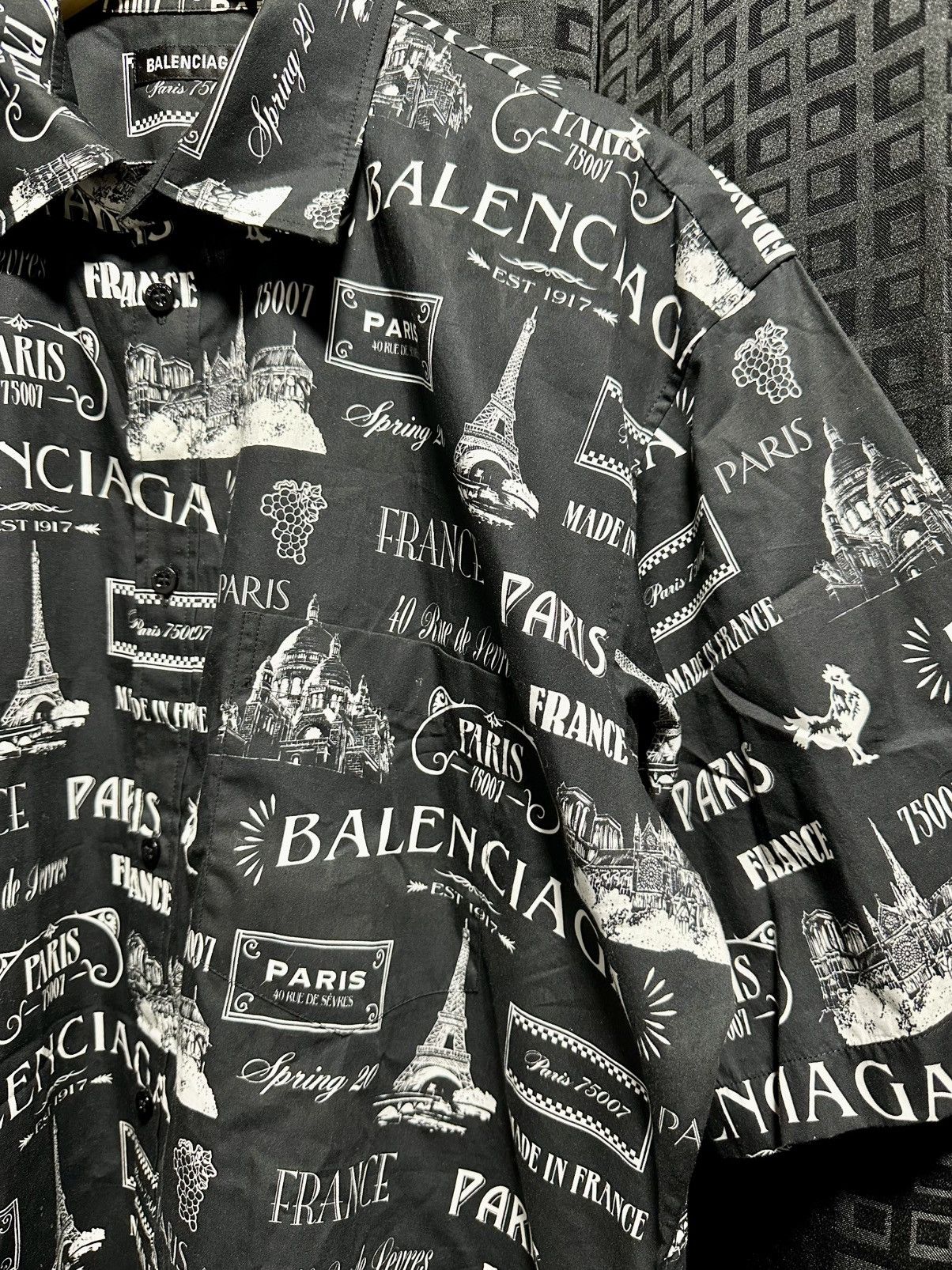 Balenciaga Balenciaga all over print polo Size US XL / EU 56 / 4 - 3 Thumbnail