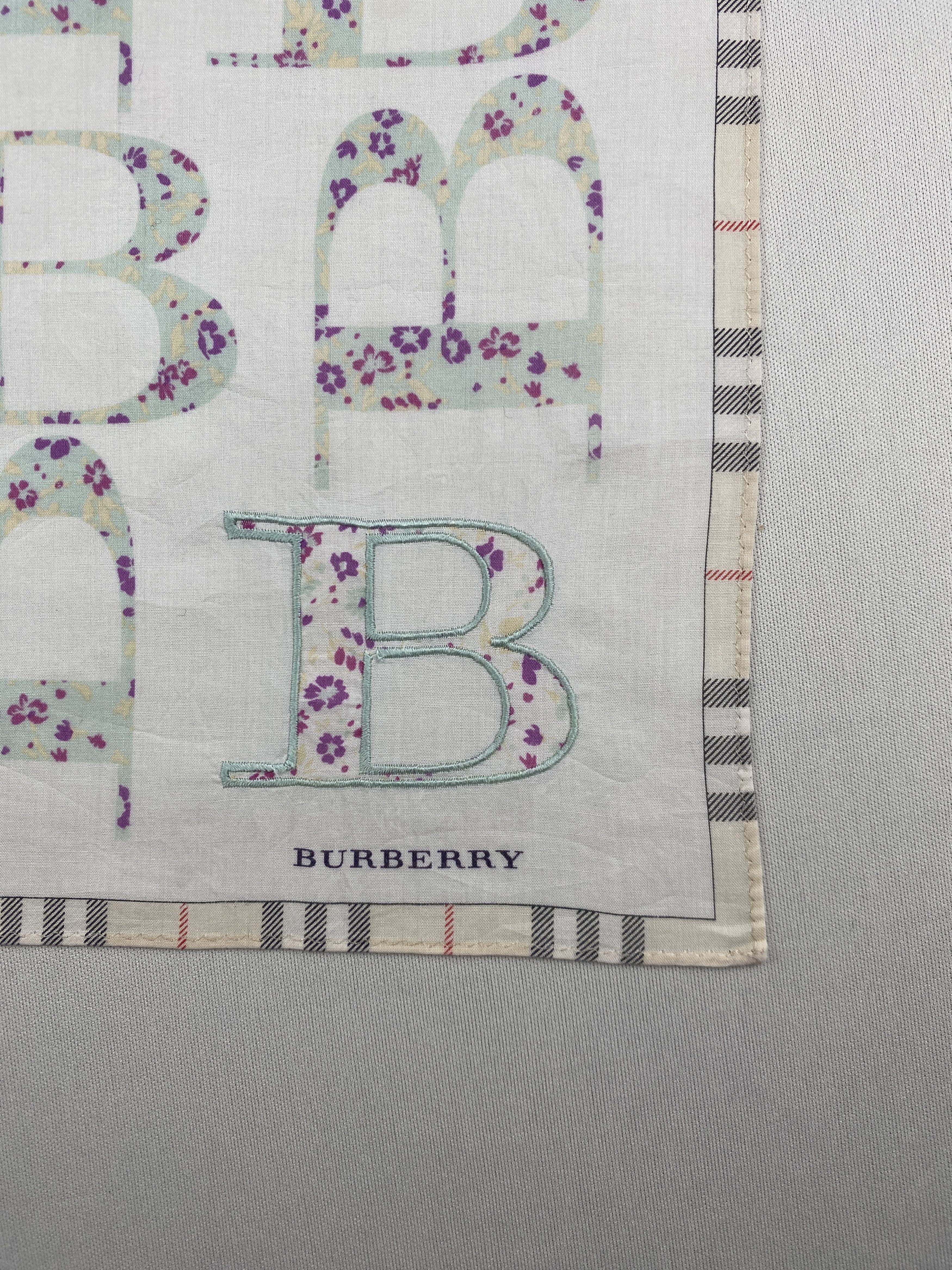 Burberry Vintage Burberry Handkerchief Pocket Square Bandana HM0038 Size ONE SIZE - 5 Thumbnail