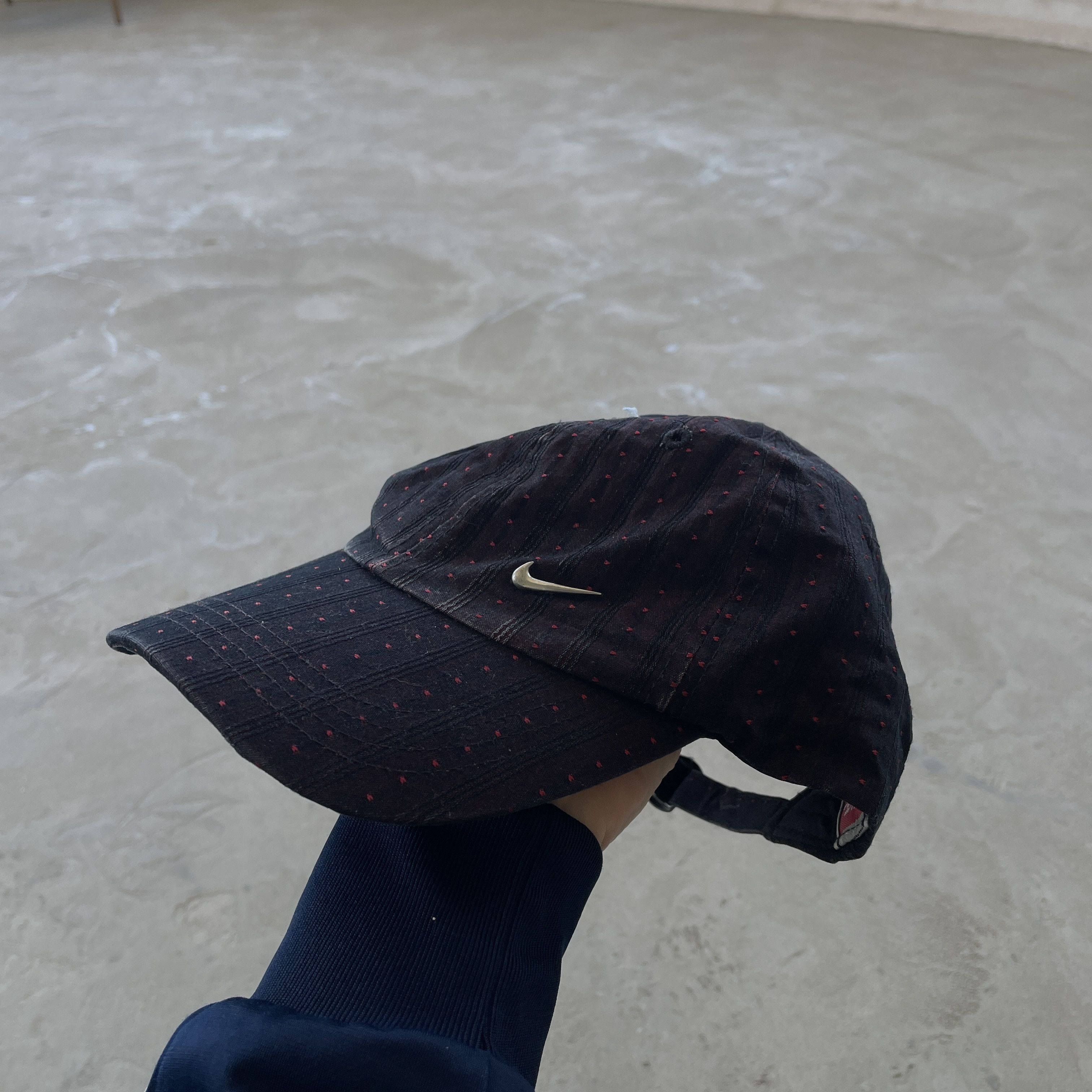 Nike Nike Vintage Patterned Black Metal Swoosh Dad Hat Cap Size ONE SIZE - 2 Thumbnail