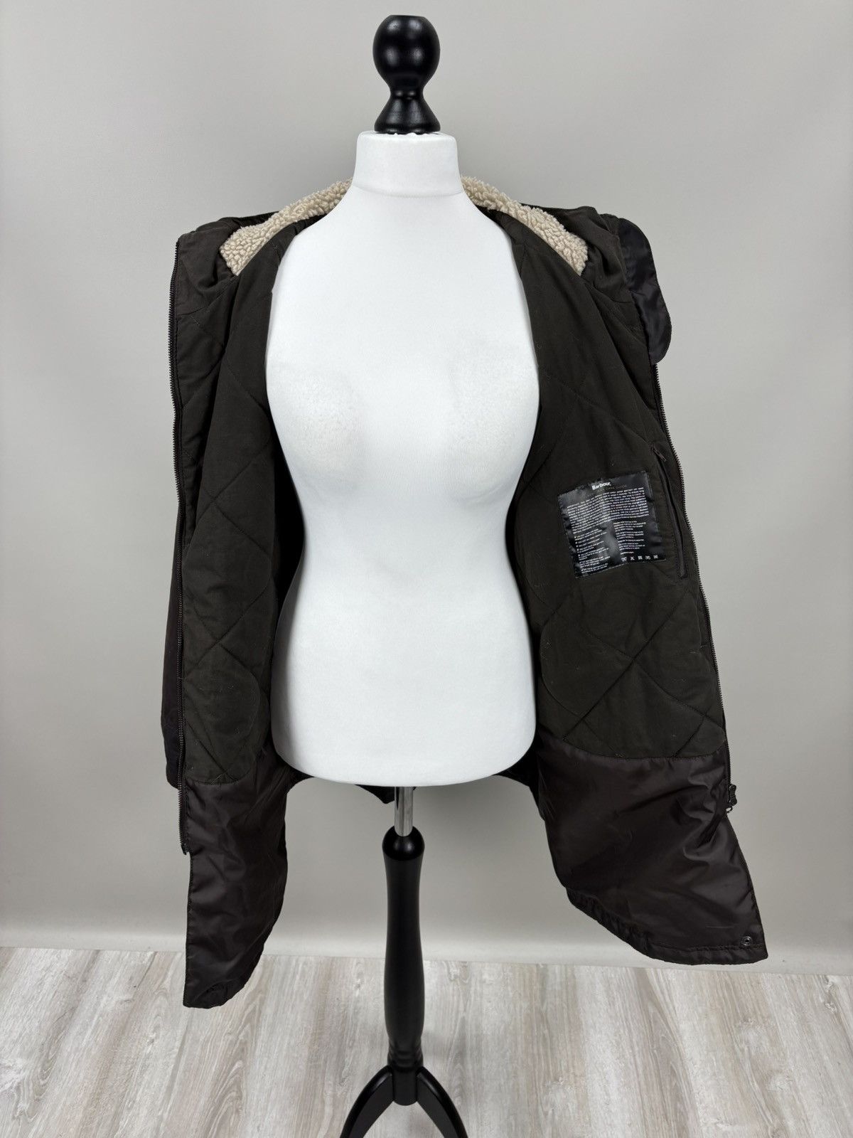 Barbour Womens waxed jacket Barbour Bethwin Size 42 Color Brown Size XL / US 12-14 / IT 48-50 - 11 Thumbnail