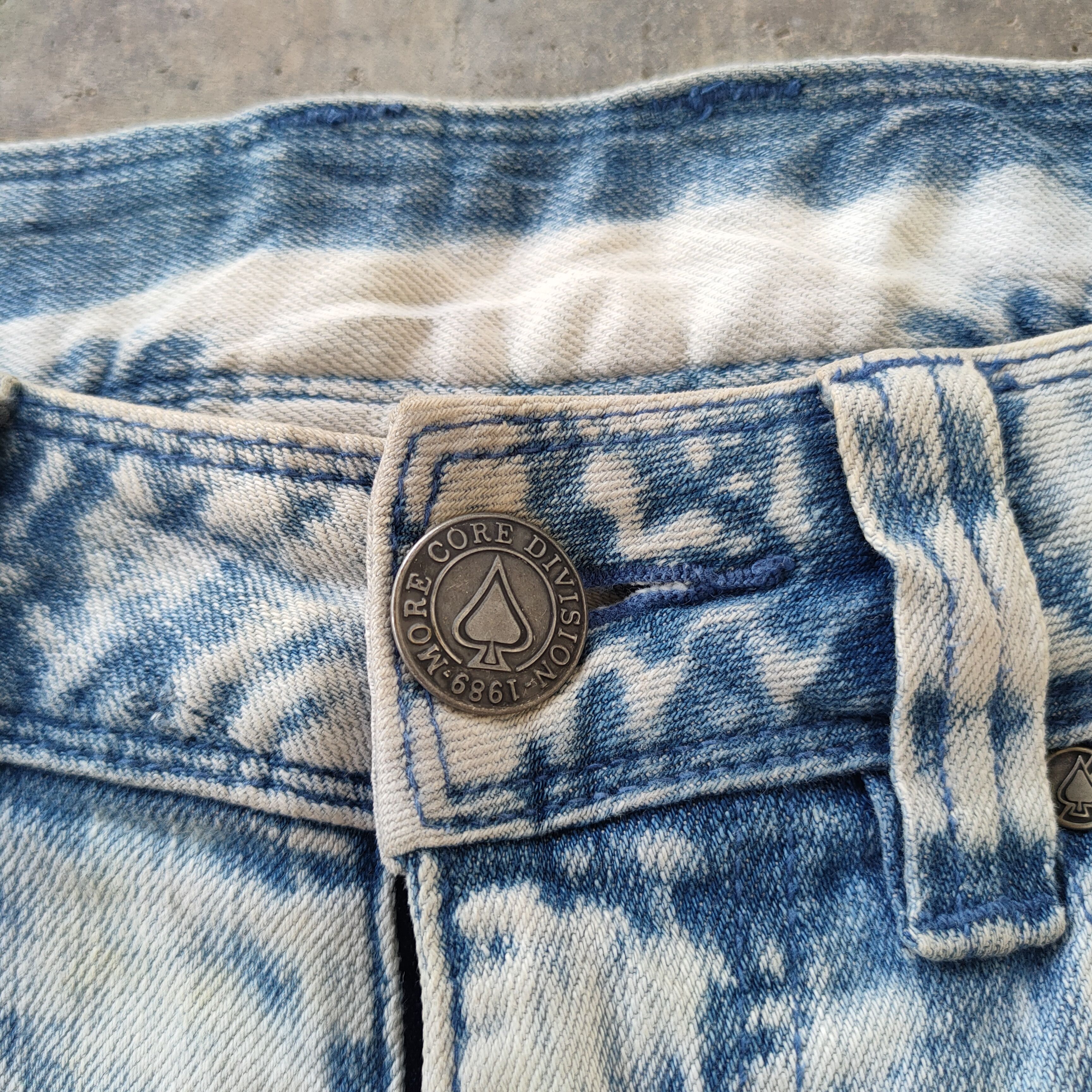 Japanese Brand VINTAGE MCD PUNK ROCK FADED WASH DISTRESSED JEANS PANTS Size US 32 / EU 48 - 5 Thumbnail