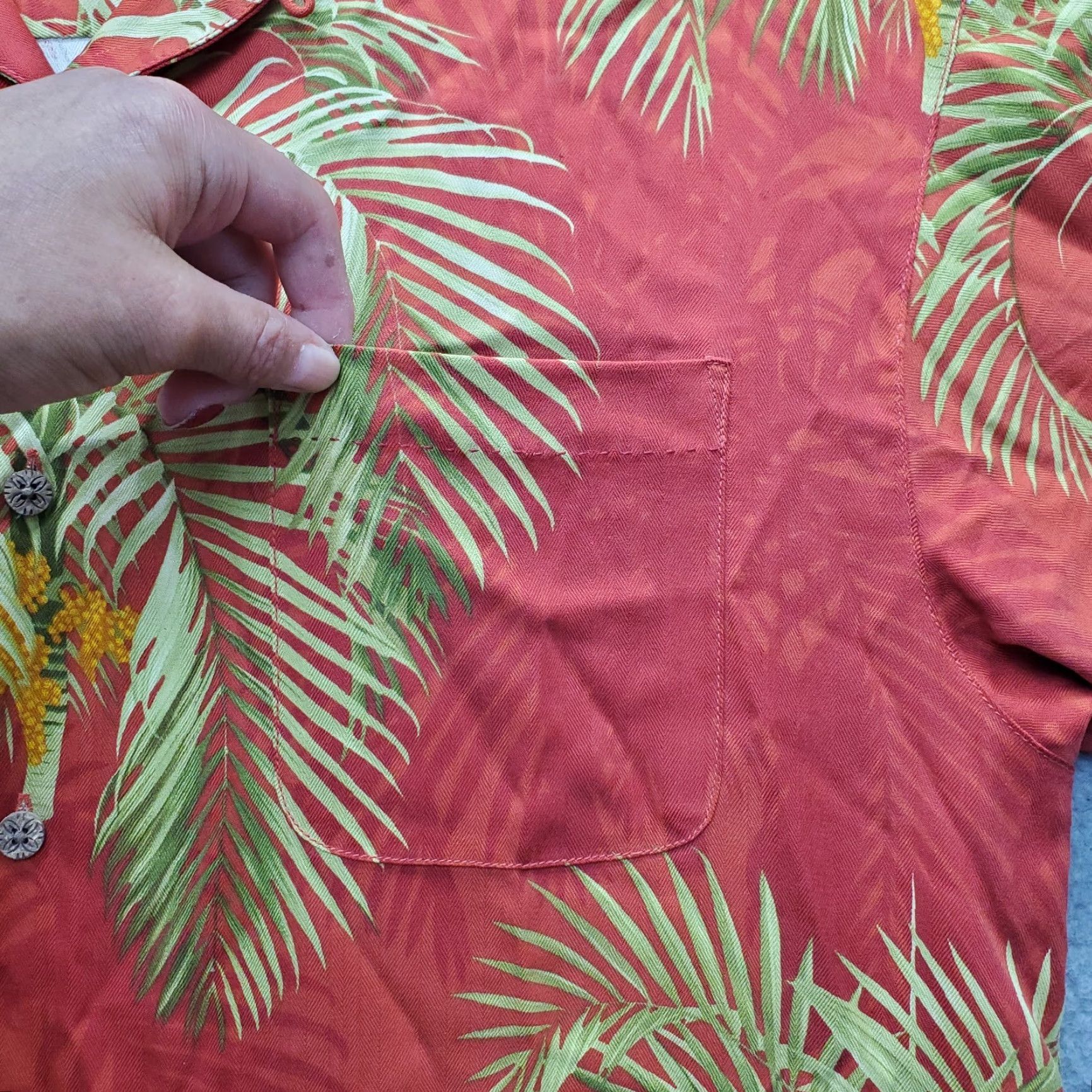 Tommy Bahama Tommy Bahama Mens Shirt Color Multicolor Palms Tree Short Sleeve Button-Up Large Size L Size US L / EU 52-54 / 3 - 8 Thumbnail