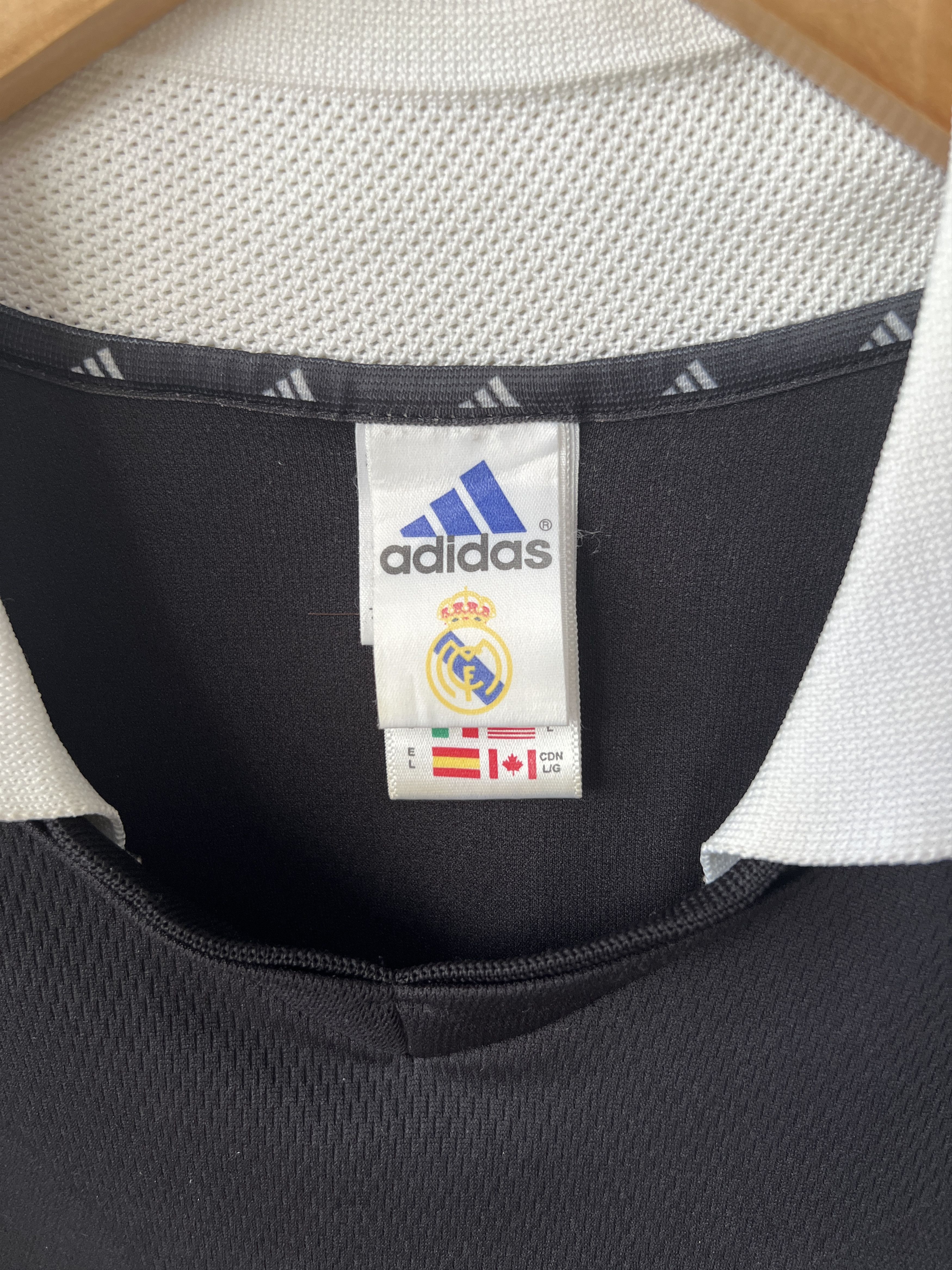 Adidas (L) Real Madrid 2001-02 Away Kit Zidane #5 Size US L / EU 52-54 / 3 - 3 Thumbnail