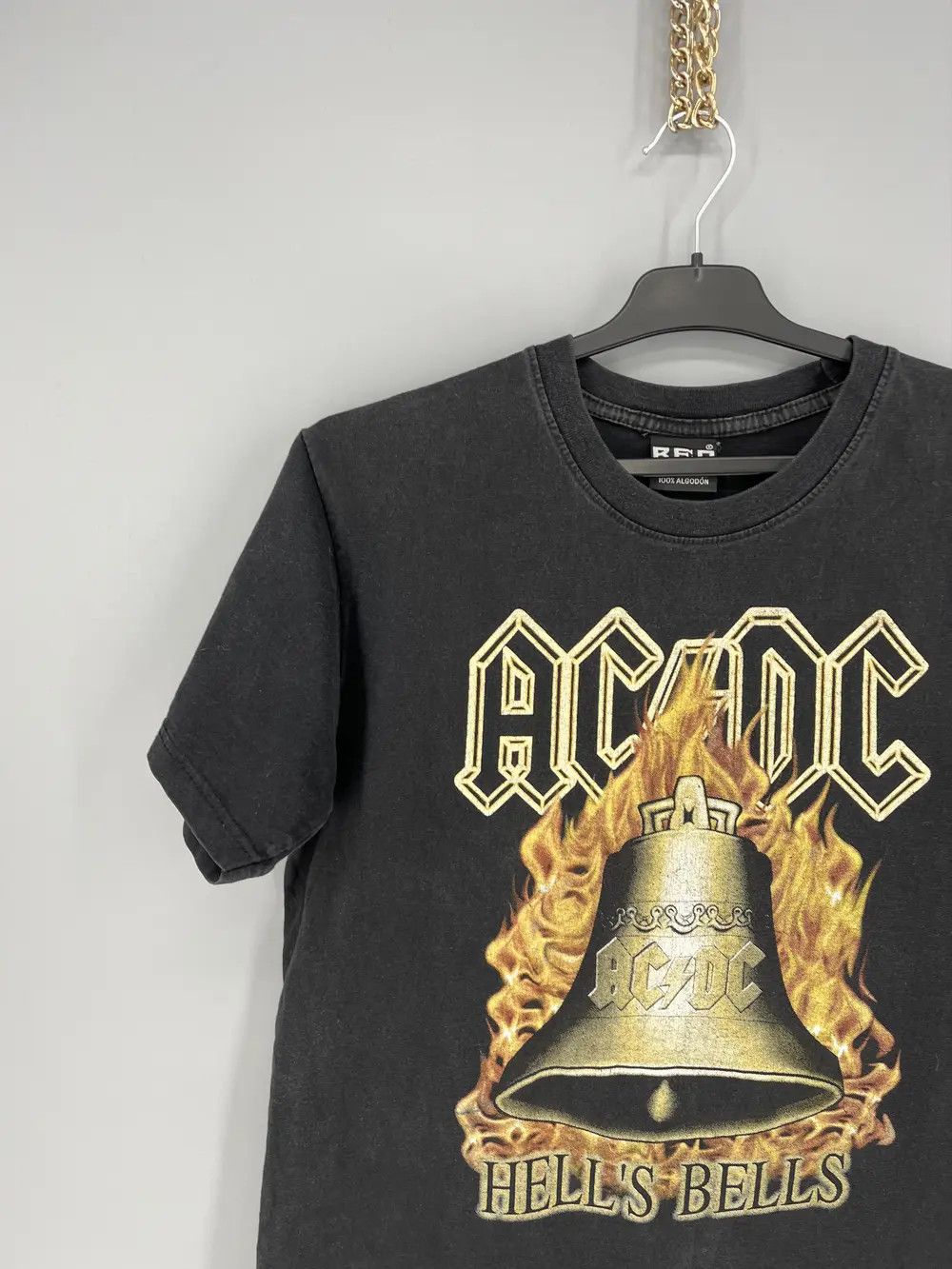 Band Tees Vintage Y2k ACDC Hells Bells heavy metal rock t shirt like Size US S / EU 44-46 / 1 - 4 Thumbnail