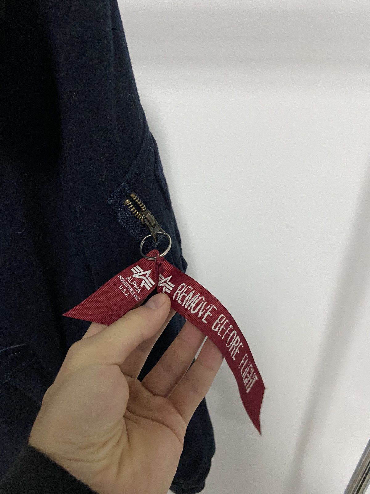 Alpha Industries × Vintage Alpha industries bomber zip red stripe fur collar vintage Size US S / EU 44-46 / 1 - 4 Thumbnail