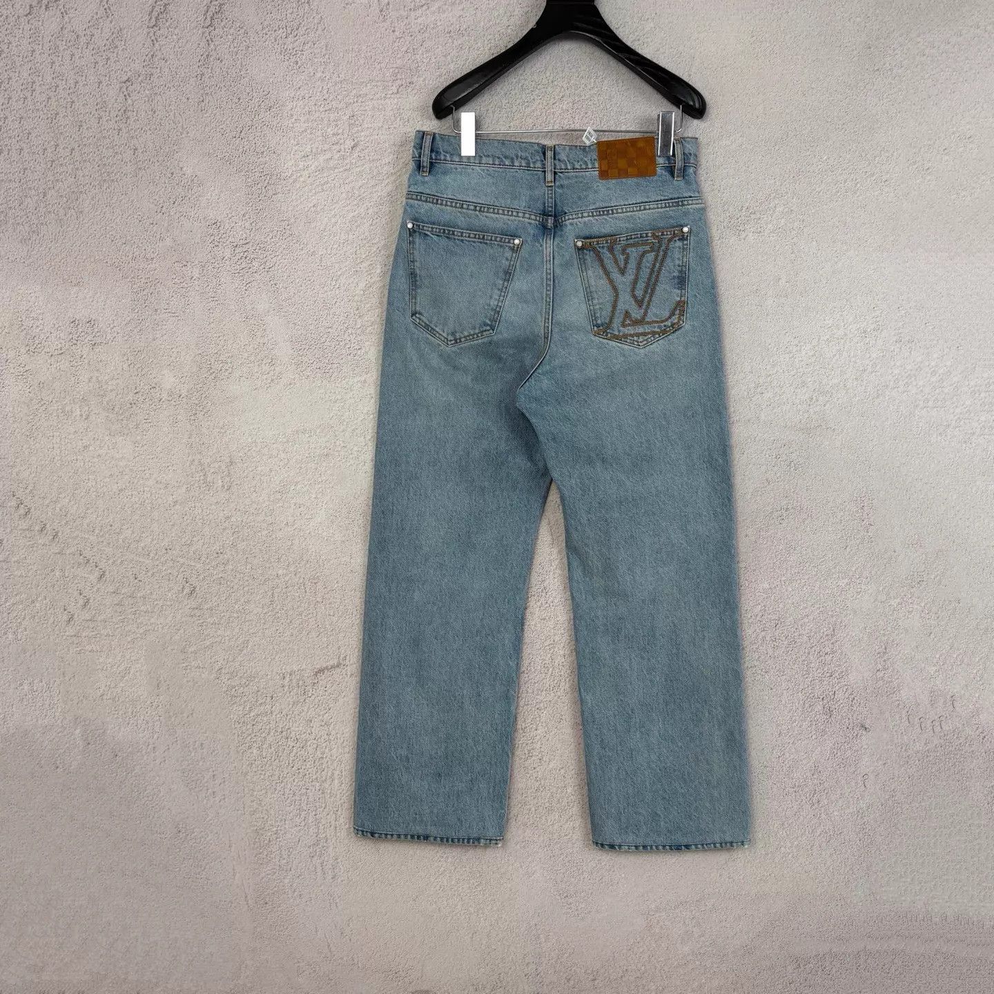 Louis Vuitton Louis Vuitton Blue Denim Jeans with Pearl Buttons Size 29 Size 29" - 2 Thumbnail