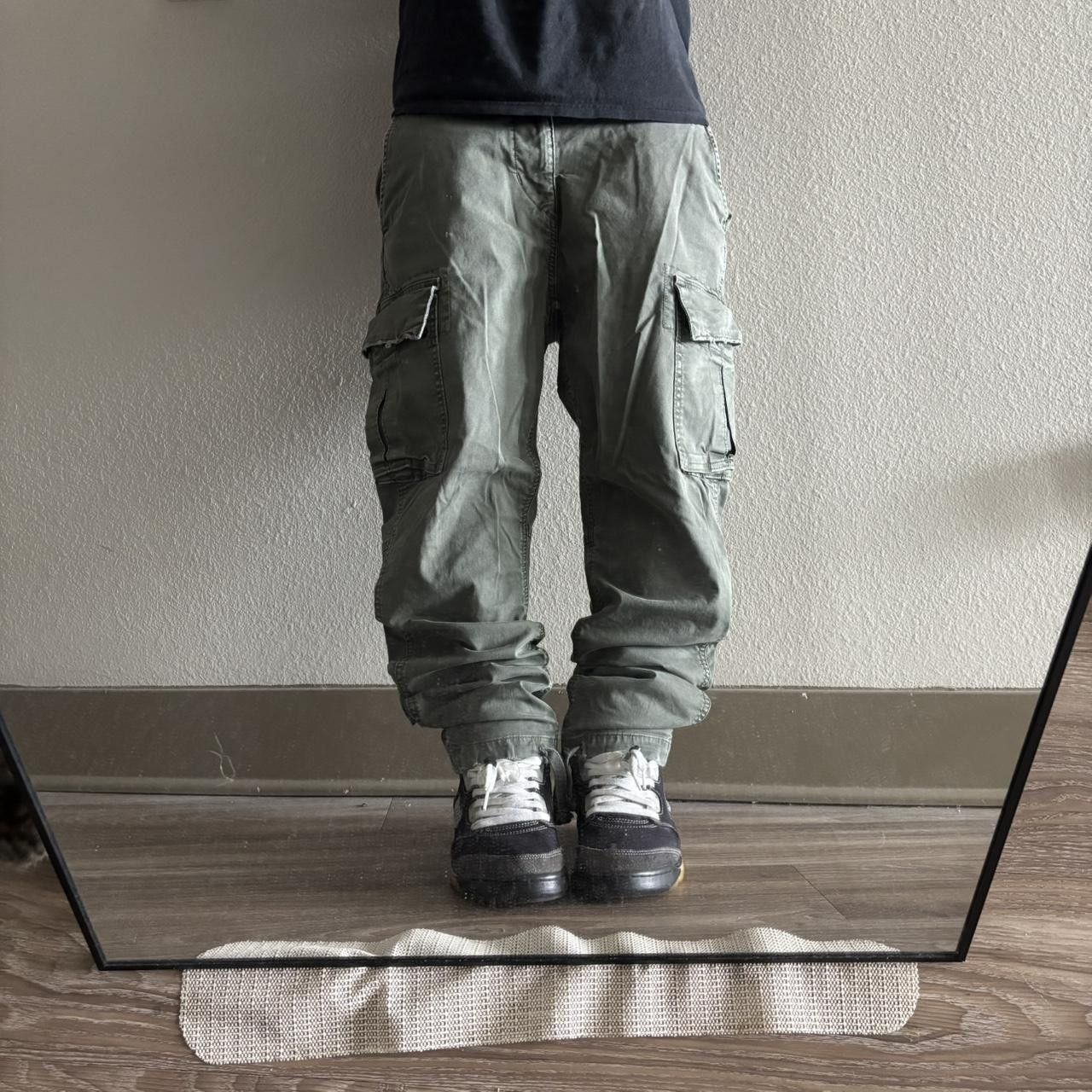 American Eagle Outfitters Crazy Vintage Y2K/2000s Grunge American Eagle Khaki Green Cargo Pants! 34x29 Size US 34 / EU 50 - 1 Thumbnail