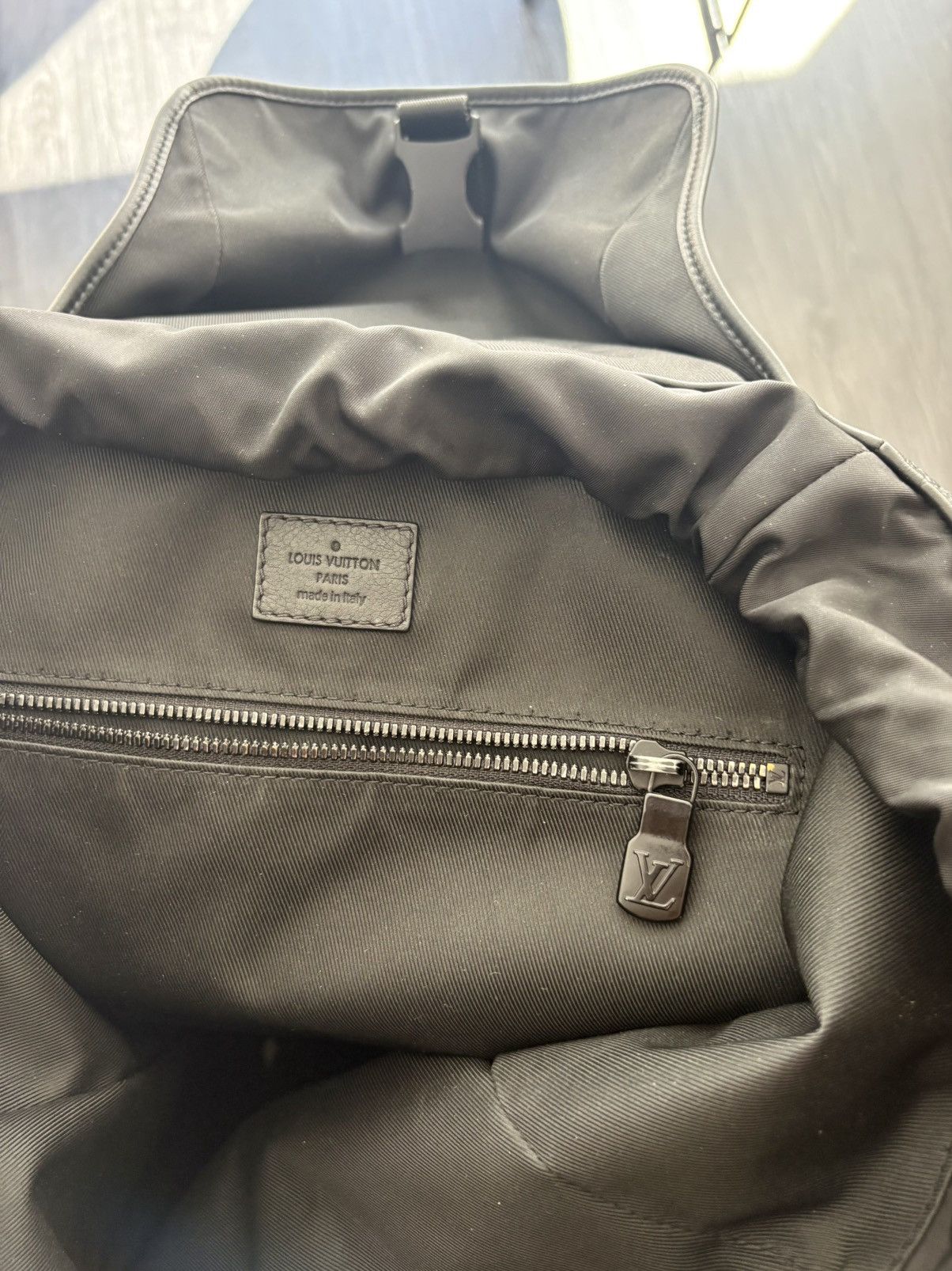 Louis Vuitton Louis Vuitton BookBag Size ONE SIZE - 6 Thumbnail