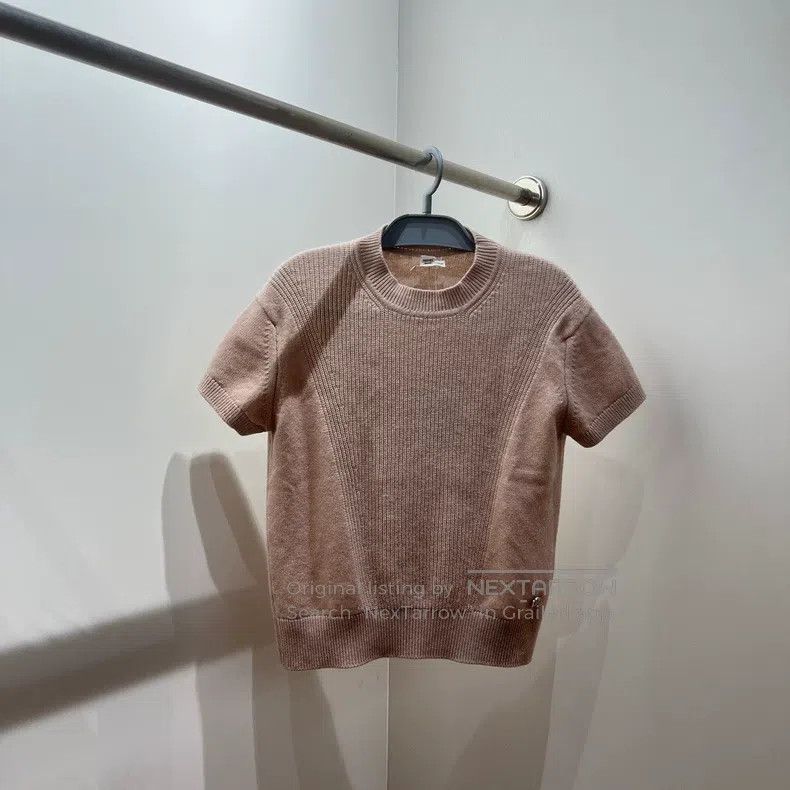 Hermes Hermes Solid Color Knit Short Sleeve with Round Neck Logo Size S / US 4 / IT 40 - 1 Thumbnail