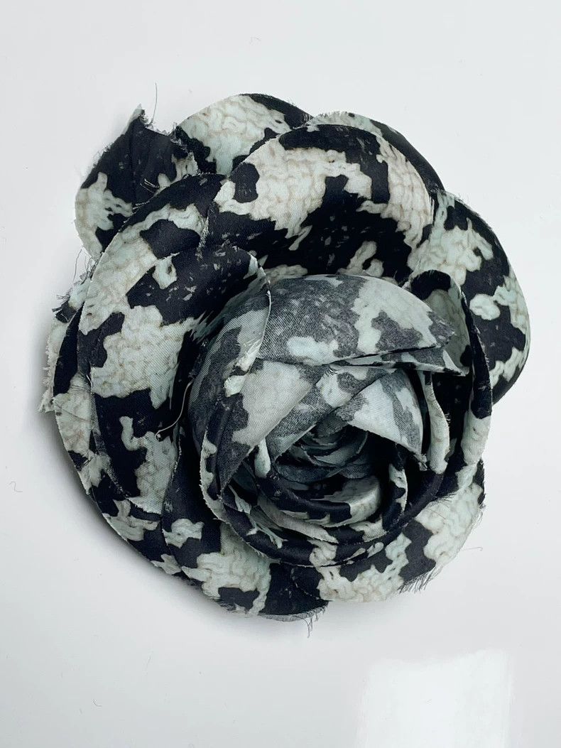 Alexander McQueen Alexander Mcqueen Three-dimensional large flower brooch 250 Size ONE SIZE - 5 Thumbnail