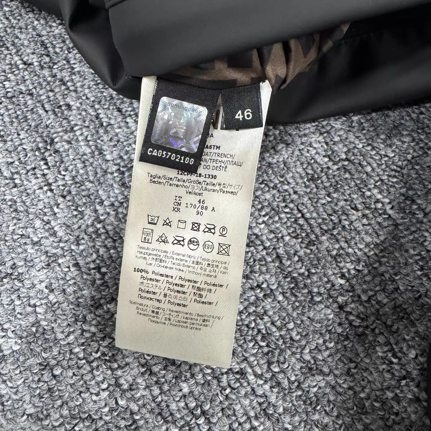Fendi Fendi Hooded Monster Eyes Full Print Lining Zip Jacket 46 Size US S / EU 44-46 / 1 - 6 Thumbnail
