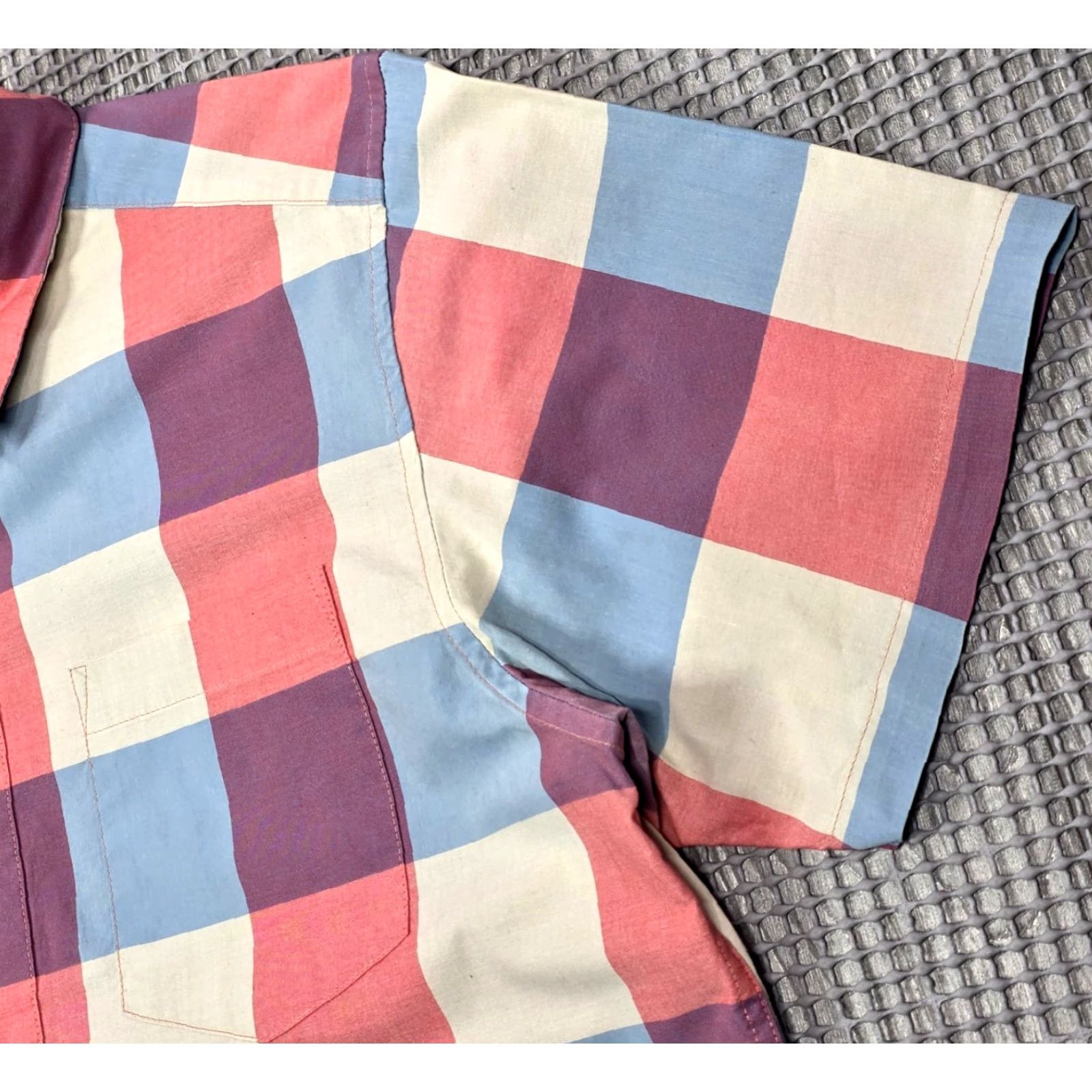 Patagonia PATAGONIA Shirt Mens M Short Sleeve Button-Down Fezzman Pink Blue Multi Check Plaid Front Pocket Vintage No Size US M / EU 48-50 / 2 - 5 Thumbnail