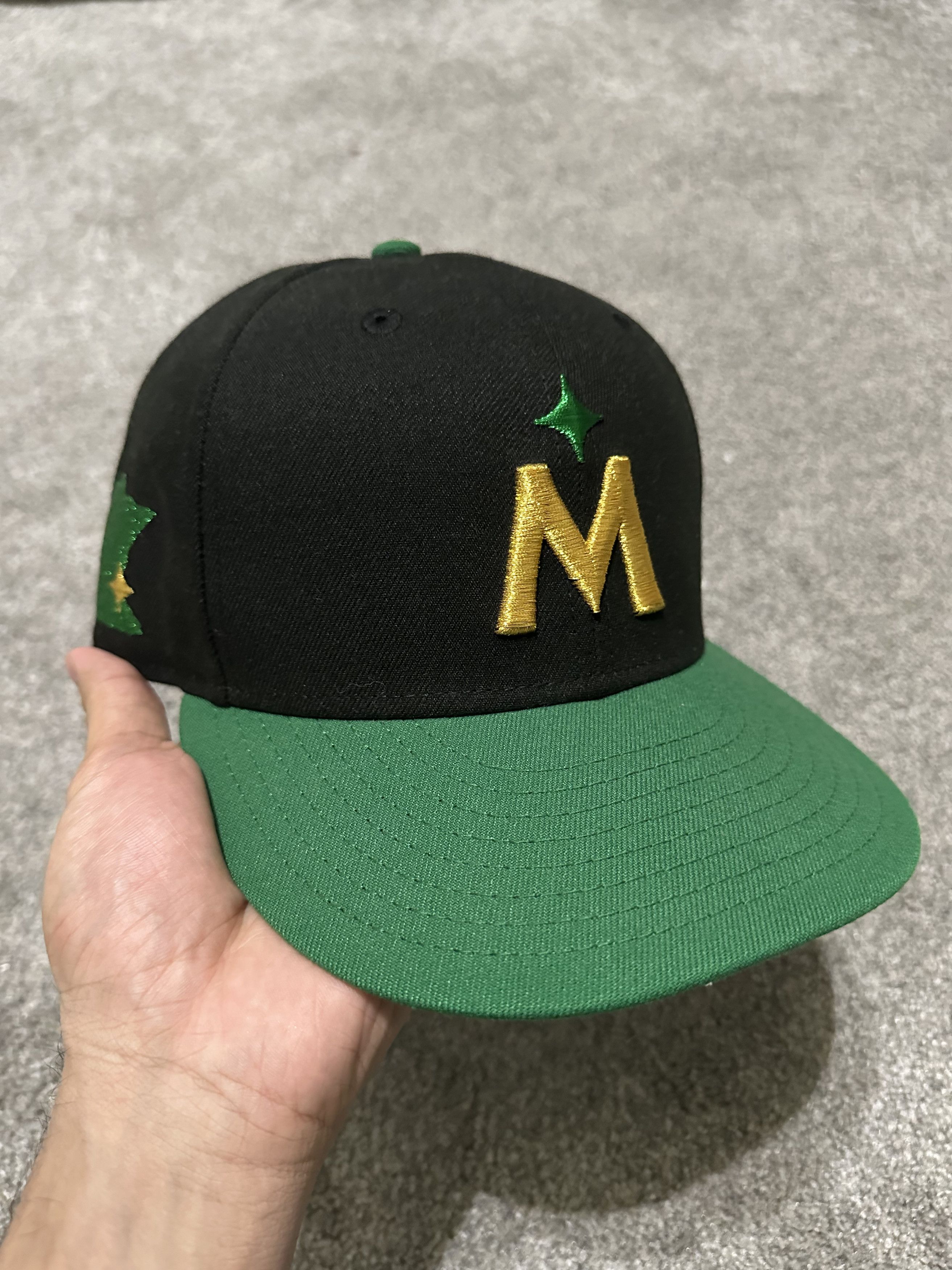 New Era Minnesota Twins “M” Logo Black/Green Fitted – Size 7 1/4 Size ONE SIZE - 1 Thumbnail