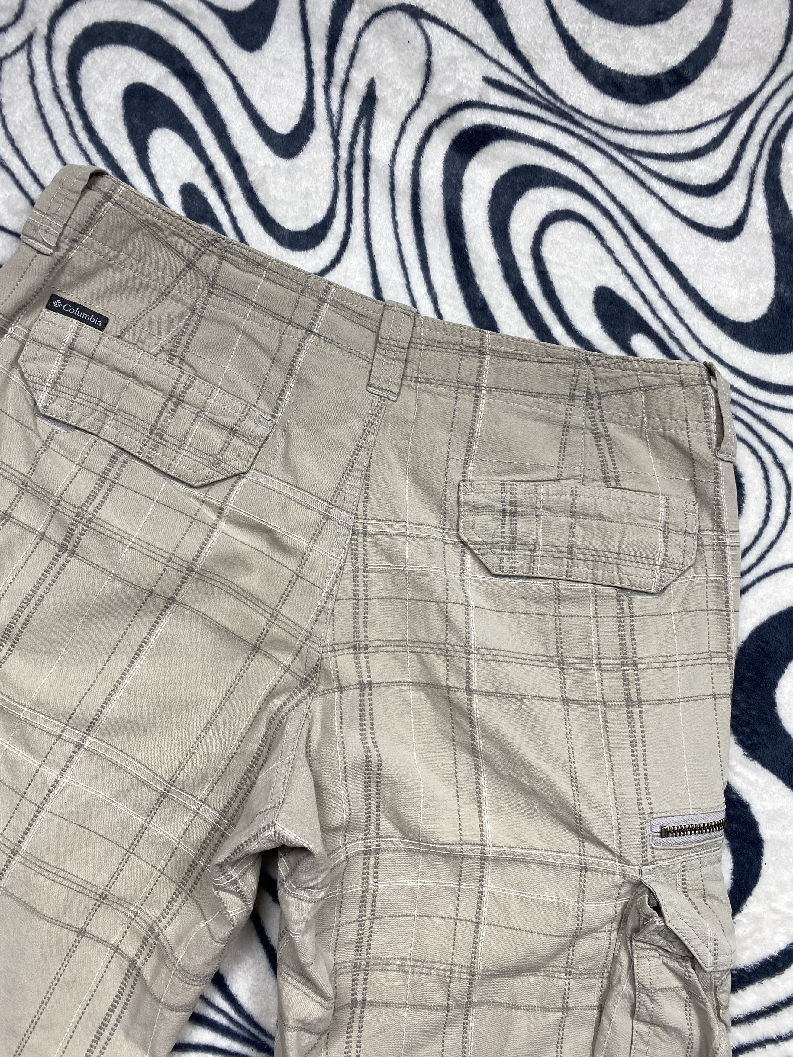 Columbia × Vintage Columbia Vintage Mens Cargo Shorts Y2K Size US 34 / EU 50 - 8 Thumbnail