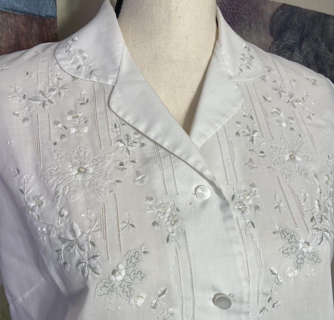 Other Vintage 60s linen embroidered blouse Size M / US 6-8 / IT 42-44 - 3 Thumbnail