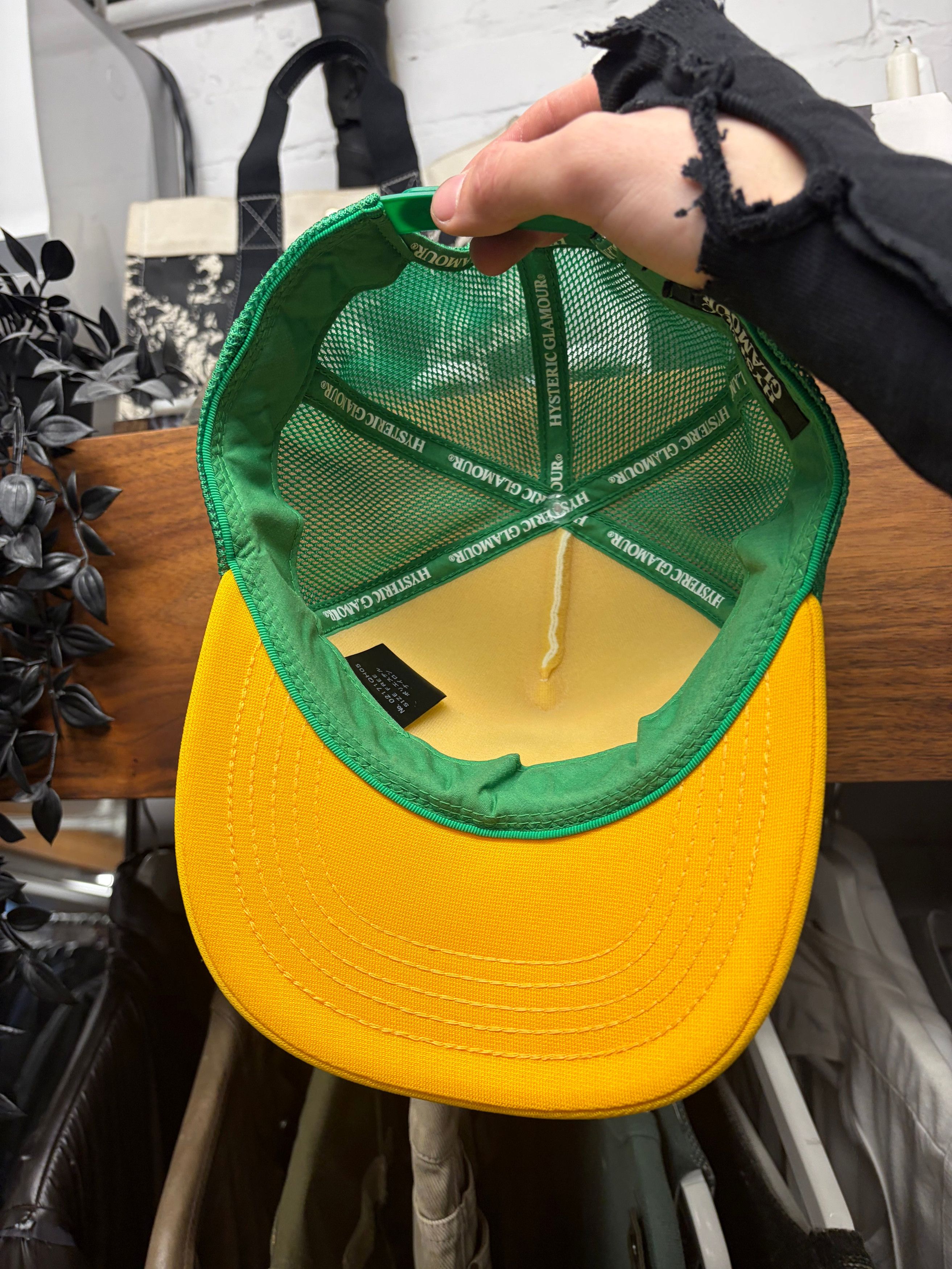 Hysteric Glamour Hysteric Glamour ‘Drive In Theatre’ Yellow/Green Mesh Trucker Hat Size ONE SIZE - 5 Thumbnail