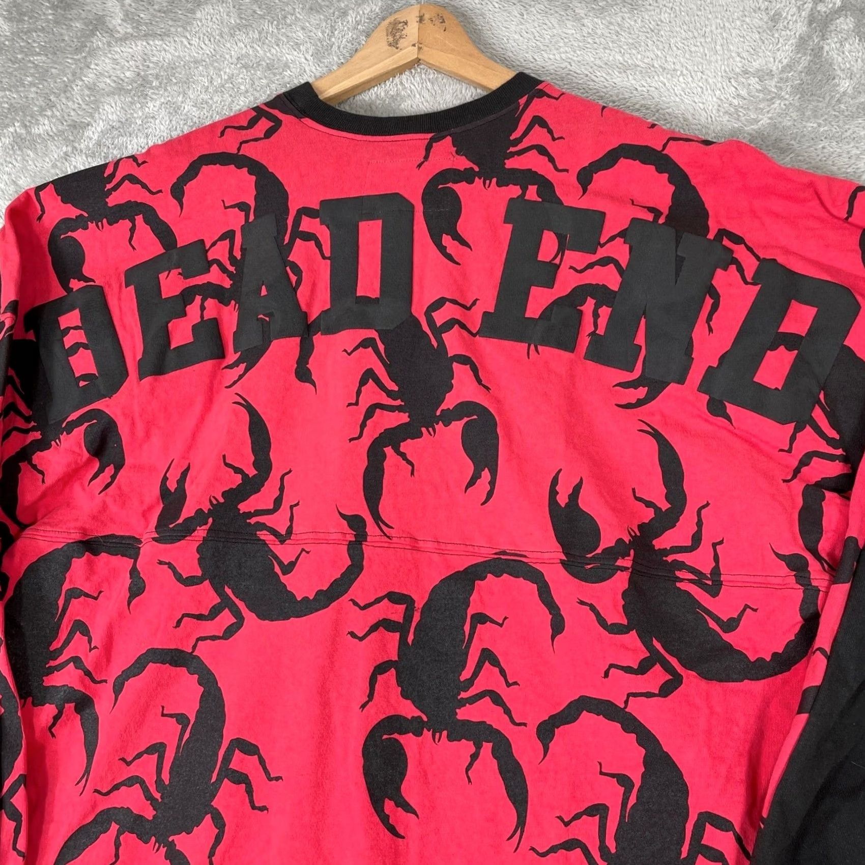 ESPIRIT Spirit Jersey Scorpion Graphic Shirt Mens Large Red Black Long Sleeve Dead End Size US L / EU 52-54 / 3 - 7 Thumbnail
