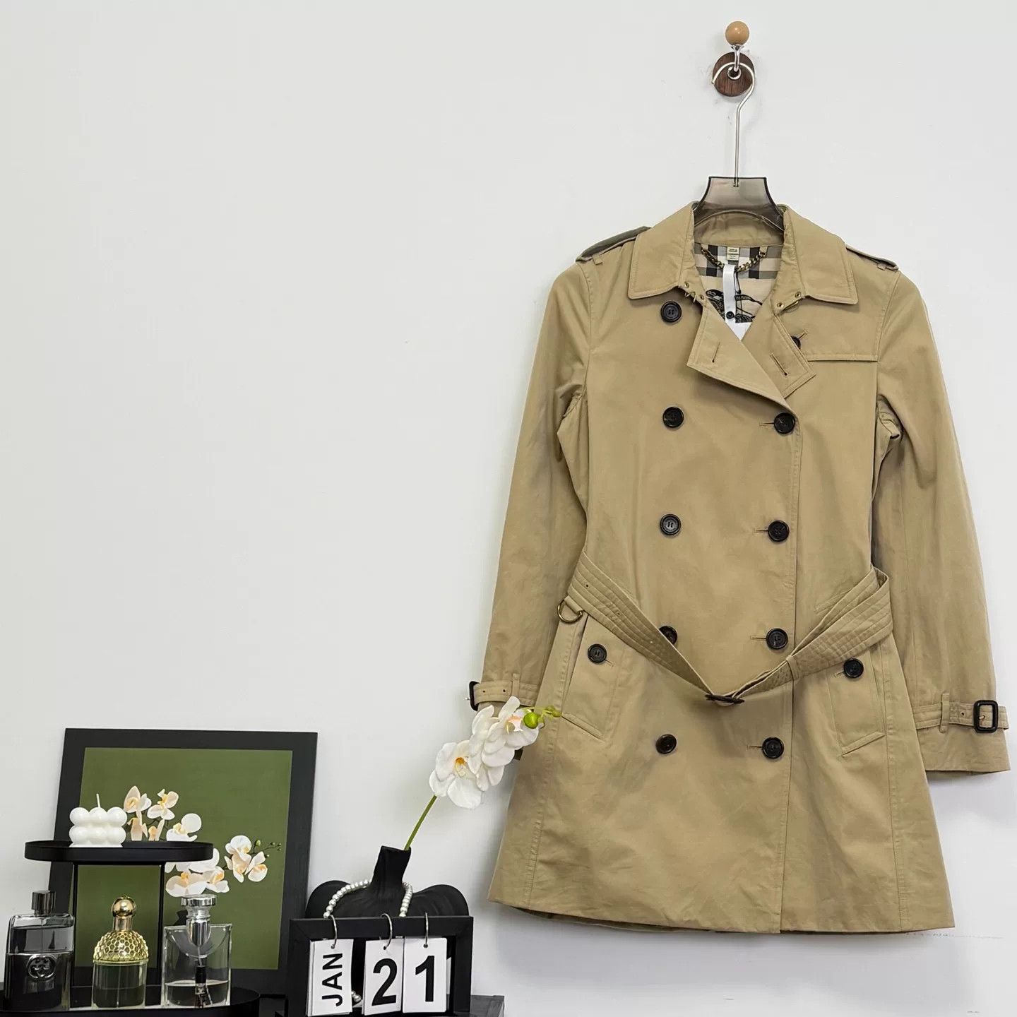 Burberry Burberry Kensington Trench Coat UK6 Size XS / US 0-2 / IT 36-38 - 1 Thumbnail