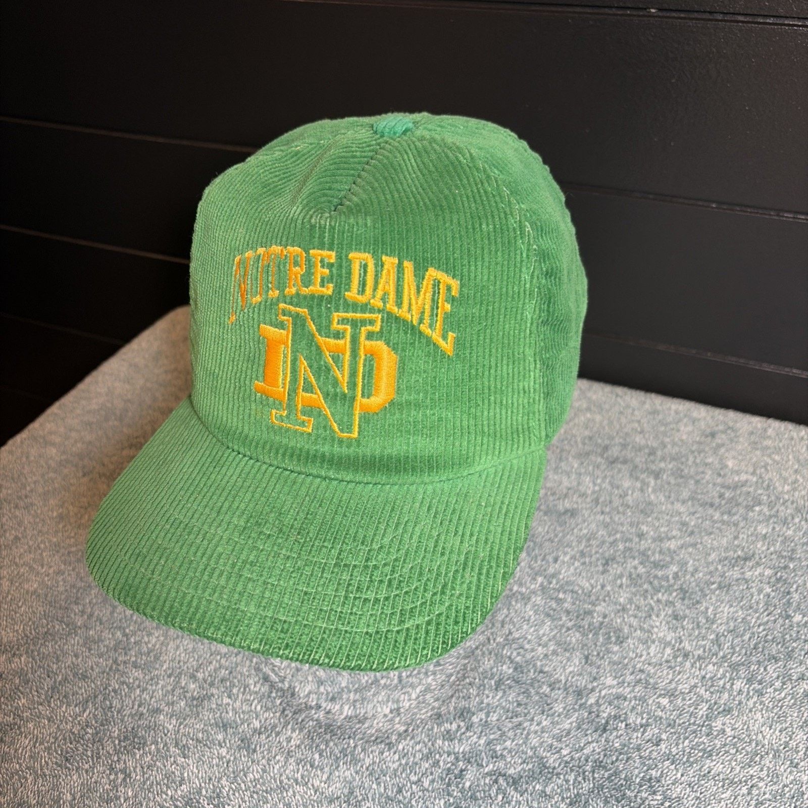 New Era Vtg Notre Dame University Square Corduroy Snapback Hat USA Size ONE SIZE - 3 Thumbnail