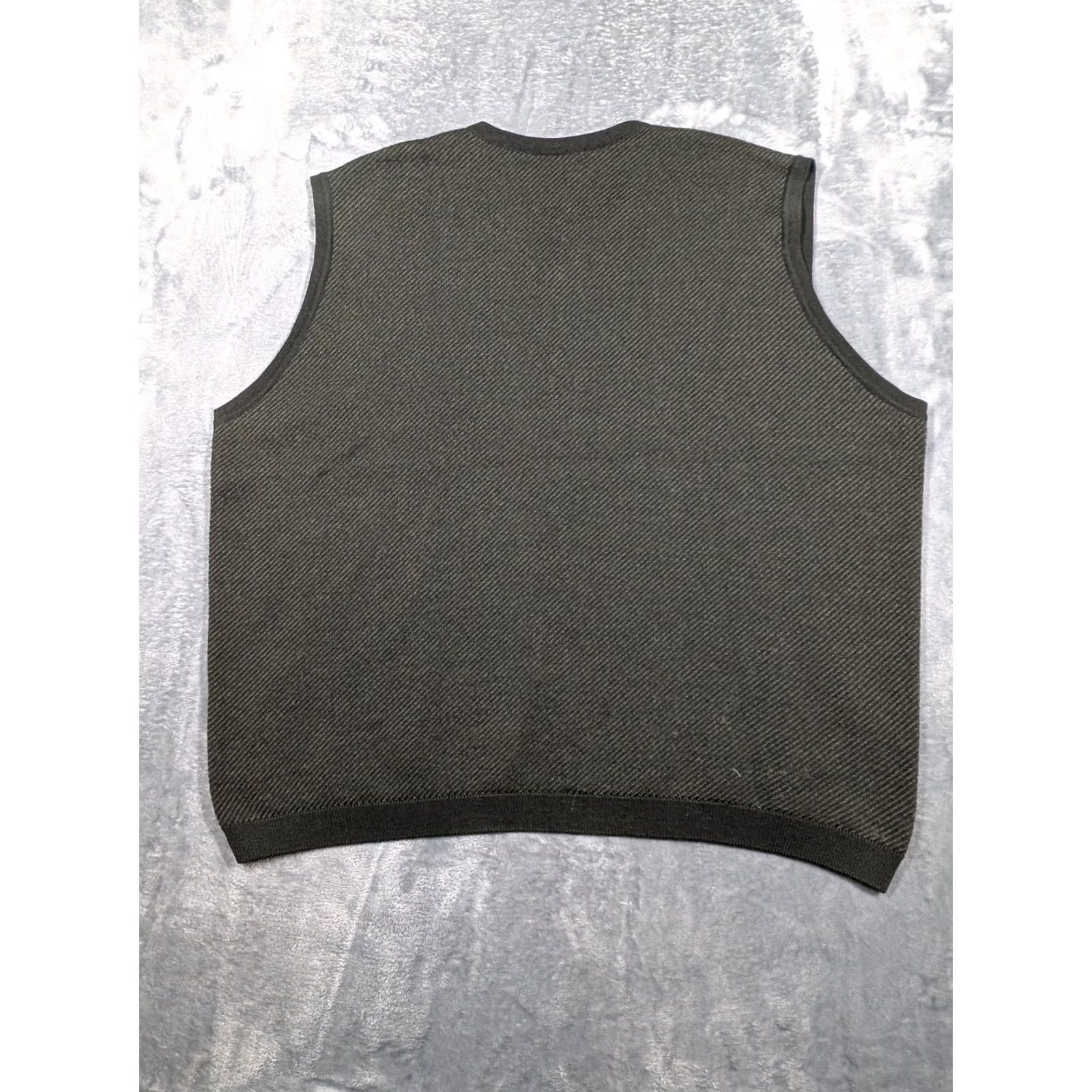 Brooks Brothers VINTAGE Brooks Brothers Sweater Vest Mens XL Green Merino Wool V-Neck Italy Size US XL / EU 56 / 4 - 5 Thumbnail