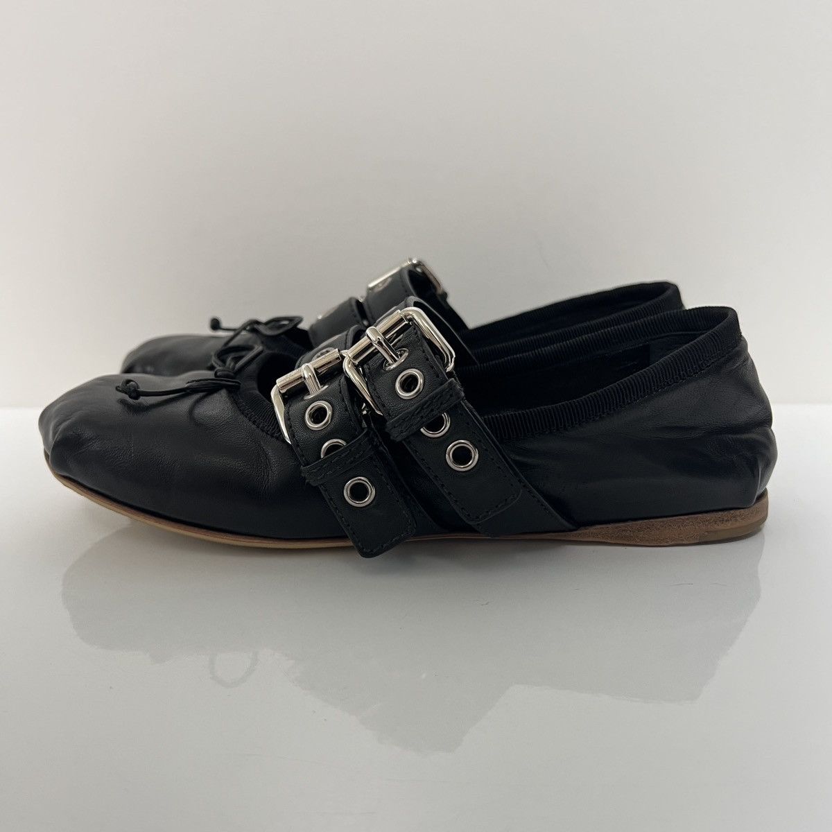 Miu Miu Miu Miu Nappa Leather Belted Ballet Flats Size US 5 / IT 35 - 2 Thumbnail